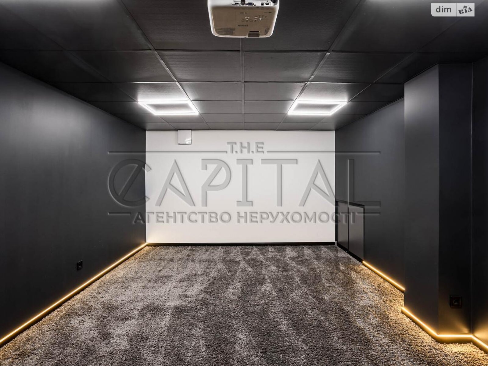 трехэтажный дуплекс, 250 кв. м, кирпич. Продажа в Киеве район Караваевы Дачи фото 1 трехэтажный дуплекс, 250 кв. м, кирпич. Продажа в Киеве район Караваевы Дачи фото 1