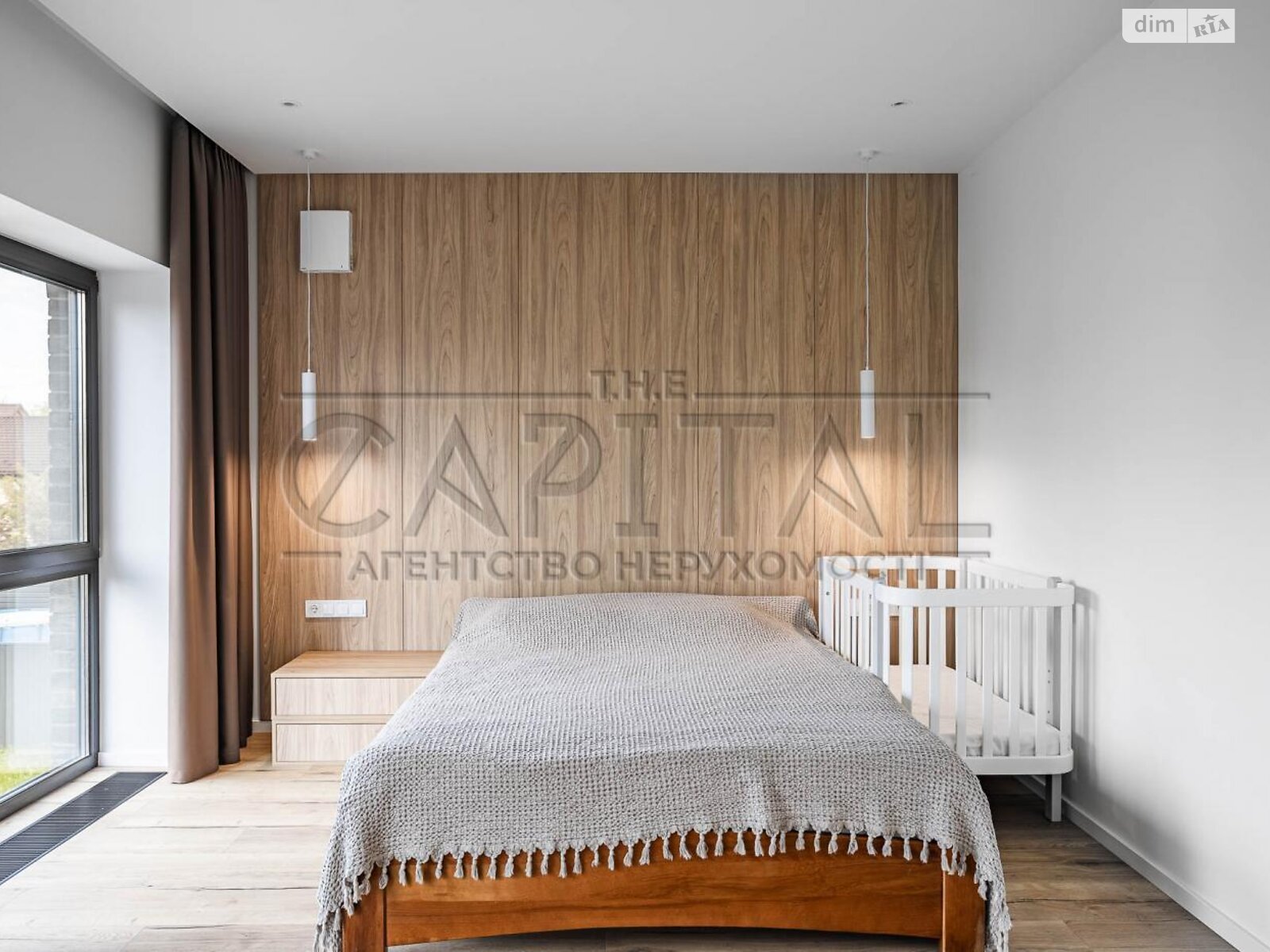 трехэтажный дуплекс, 250 кв. м, кирпич. Продажа в Киеве район Караваевы Дачи фото 1 трехэтажный дуплекс, 250 кв. м, кирпич. Продажа в Киеве район Караваевы Дачи фото 1