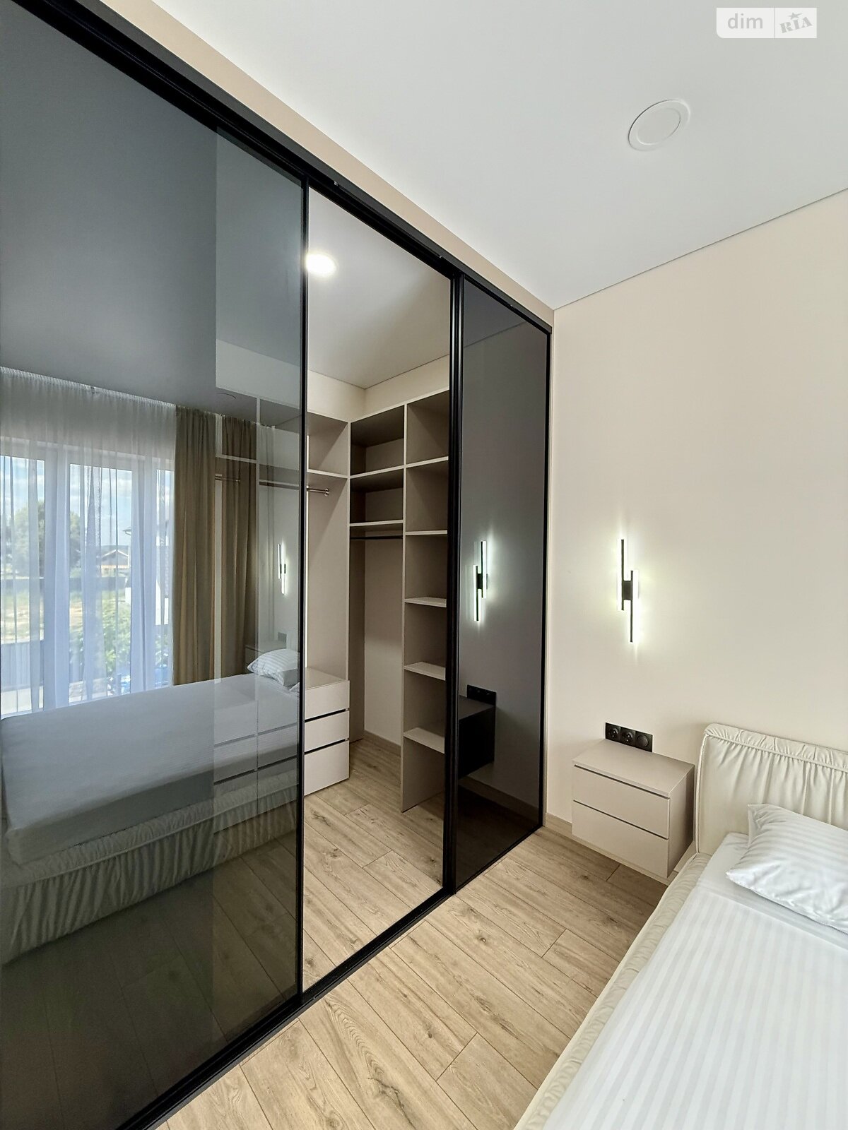 двоповерховий дуплекс, 130 кв. м, кирпич. Продаж в Києві, район Осокорки фото 1