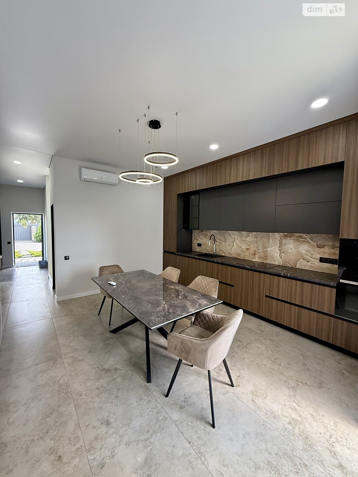 двоповерховий дуплекс, 130 кв. м, кирпич. Продаж в Києві, район Осокорки фото 1