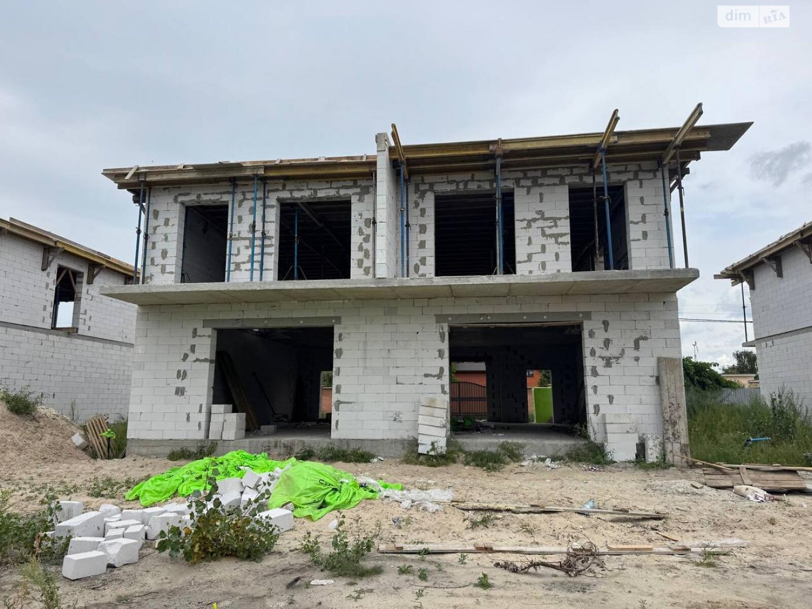 двухэтажный дуплекс, 140 кв. м, кирпич. Продажа в Киеве район Осокорки фото 1 двухэтажный дуплекс, 140 кв. м, кирпич. Продажа в Киеве район Осокорки фото 1