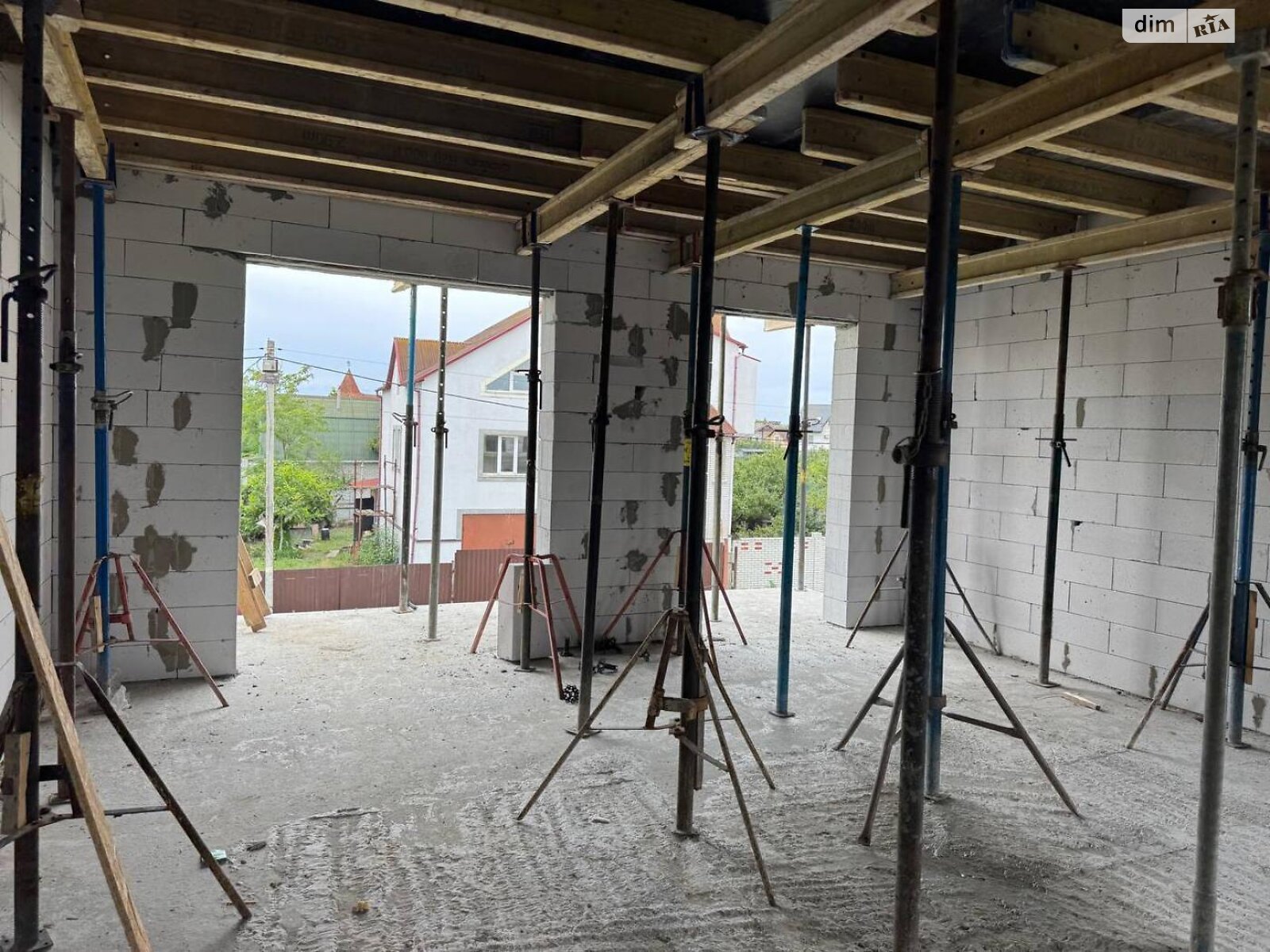 двухэтажный дуплекс, 140 кв. м, кирпич. Продажа в Киеве район Осокорки фото 1 двухэтажный дуплекс, 140 кв. м, кирпич. Продажа в Киеве район Осокорки фото 1