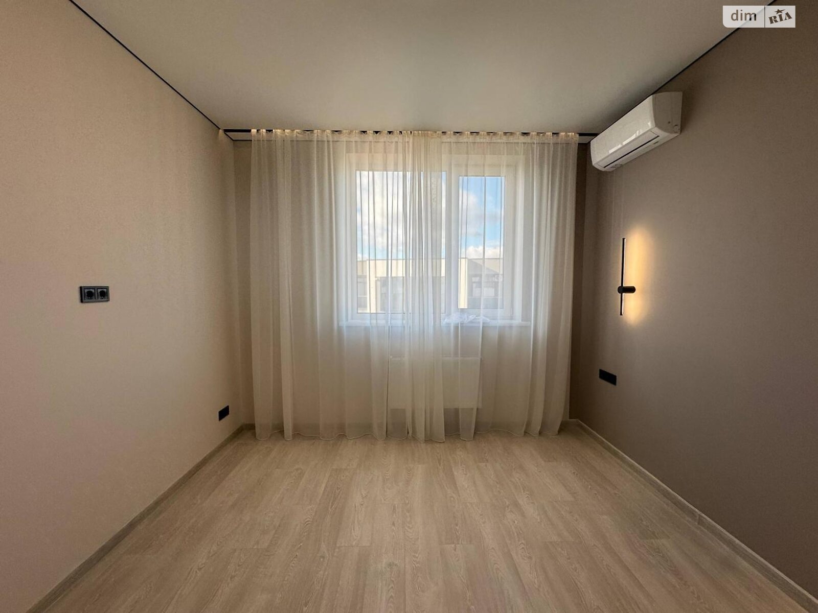 двоповерховий дуплекс, 136 кв. м, цегла. Продаж в Києві, район Осокорки фото 1