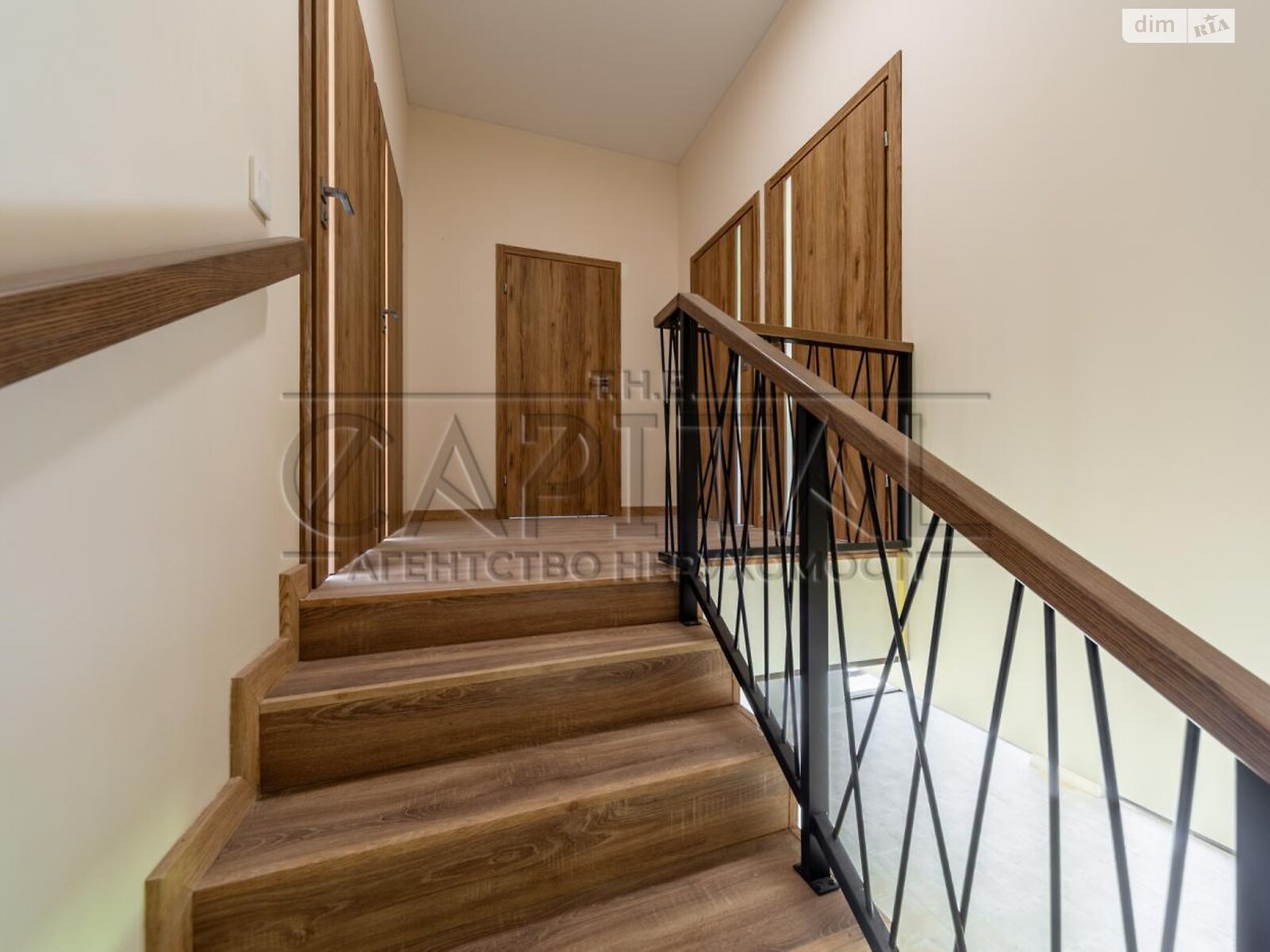 двухэтажный дуплекс, 166 кв. м, кирпич. Продажа в Киеве район Быковня фото 1