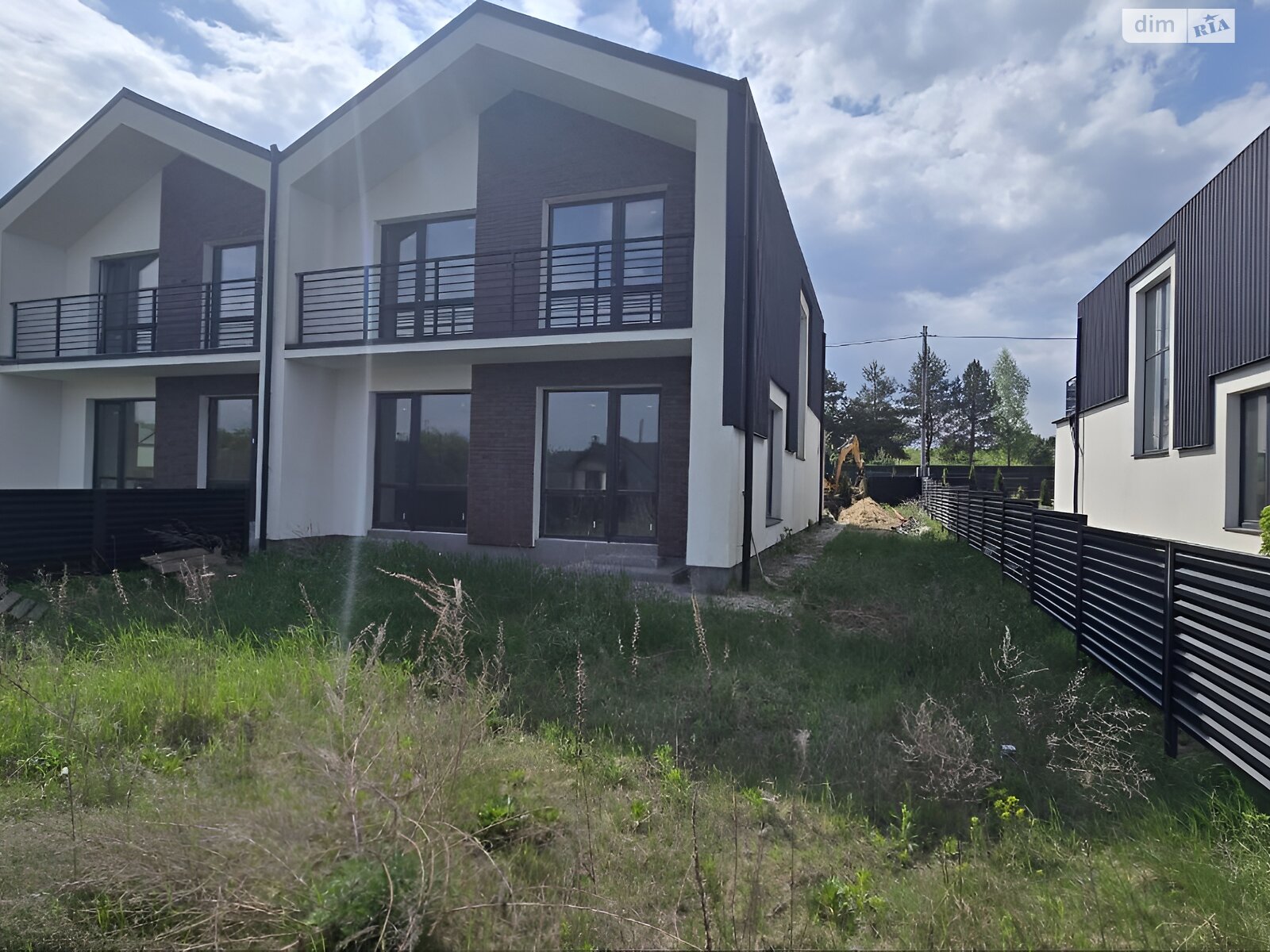 двухэтажный дуплекс, 137.4 кв. м, кирпич. Продажа в Кожичах фото 1 двухэтажный дуплекс, 137.4 кв. м, кирпич. Продажа в Кожичах фото 1