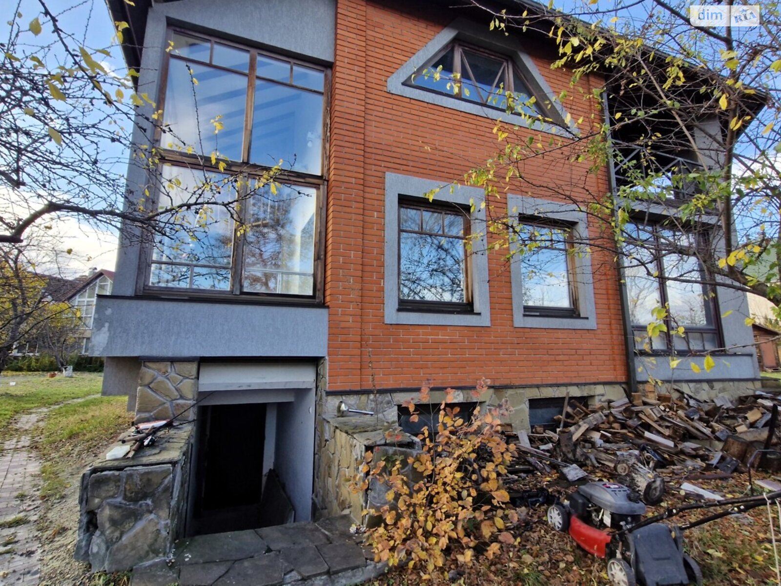 двоповерховий дуплекс, 170 кв. м, цегла. Продаж у Козині фото 1 двоповерховий дуплекс, 170 кв. м, цегла. Продаж у Козині фото 1