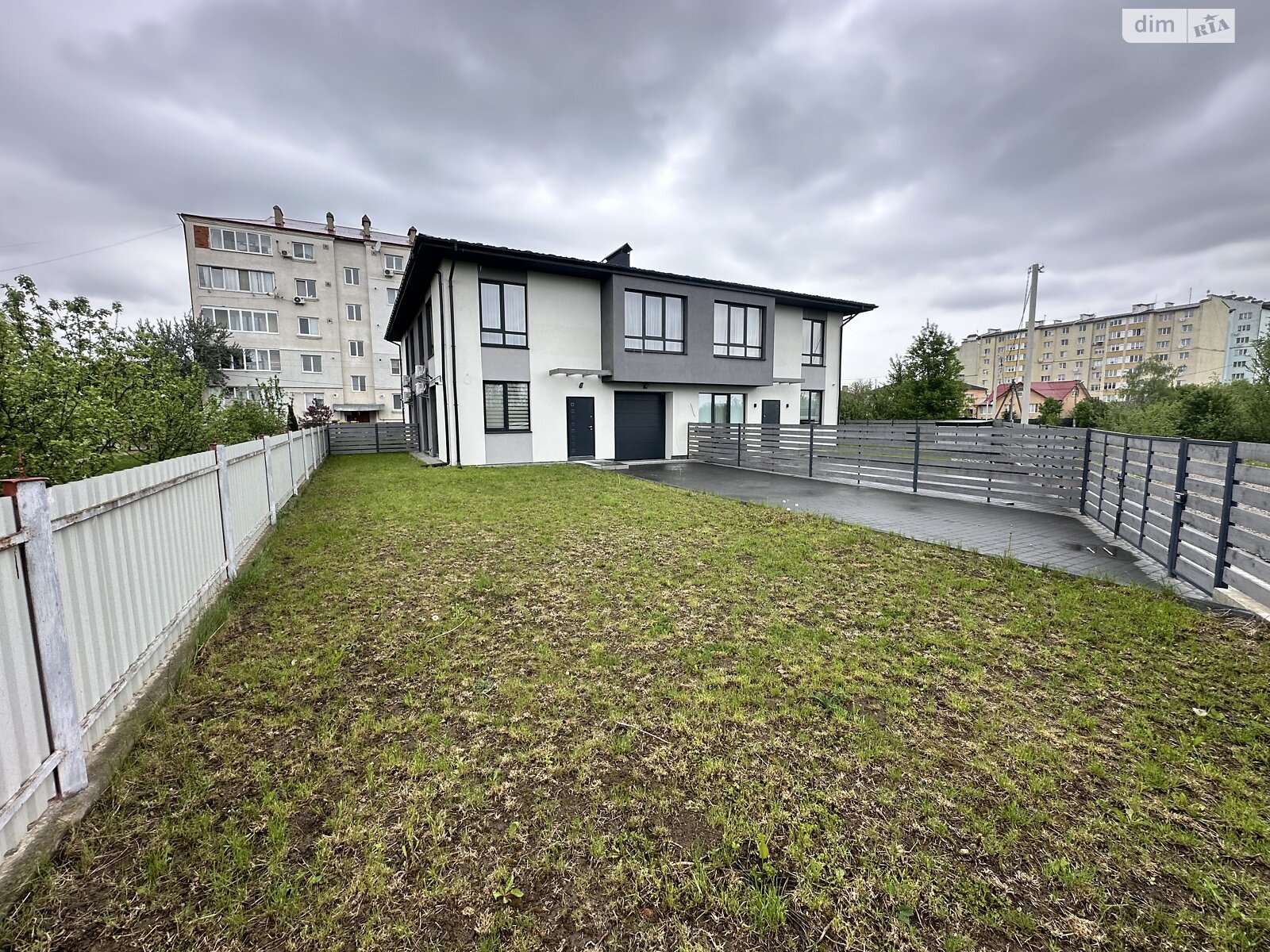 двоповерховий дуплекс, 122 кв. м, цегла. Продаж у Крихівцях фото 1 двоповерховий дуплекс, 122 кв. м, цегла. Продаж у Крихівцях фото 1