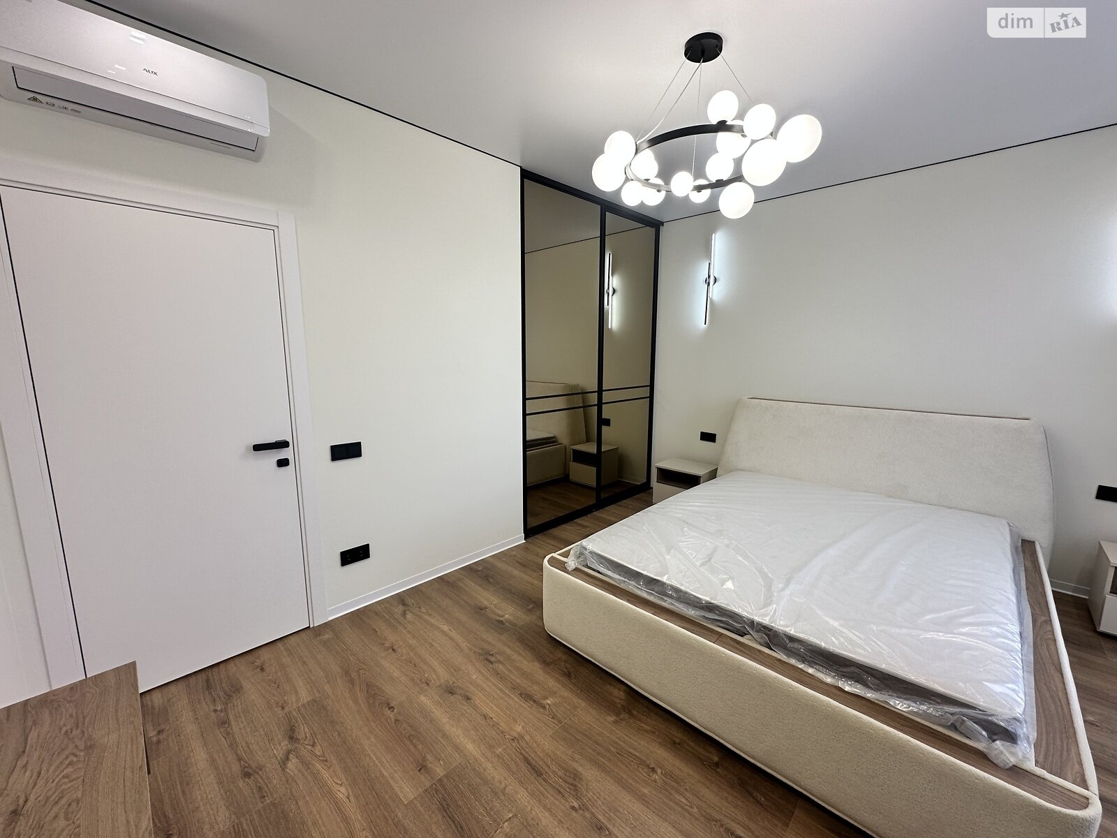 двоповерховий дуплекс, 122 кв. м, цегла. Продаж у Крихівцях фото 1 двоповерховий дуплекс, 122 кв. м, цегла. Продаж у Крихівцях фото 1