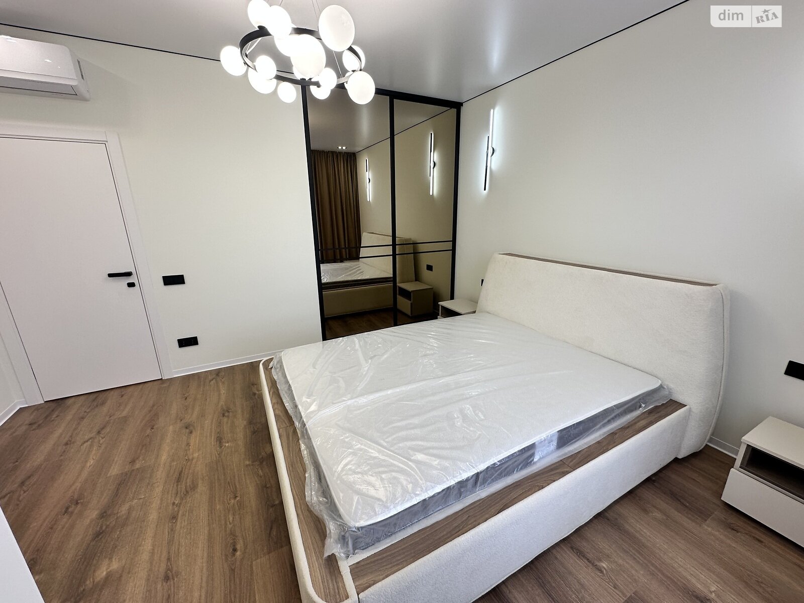 двоповерховий дуплекс, 122 кв. м, цегла. Продаж у Крихівцях фото 1 двоповерховий дуплекс, 122 кв. м, цегла. Продаж у Крихівцях фото 1