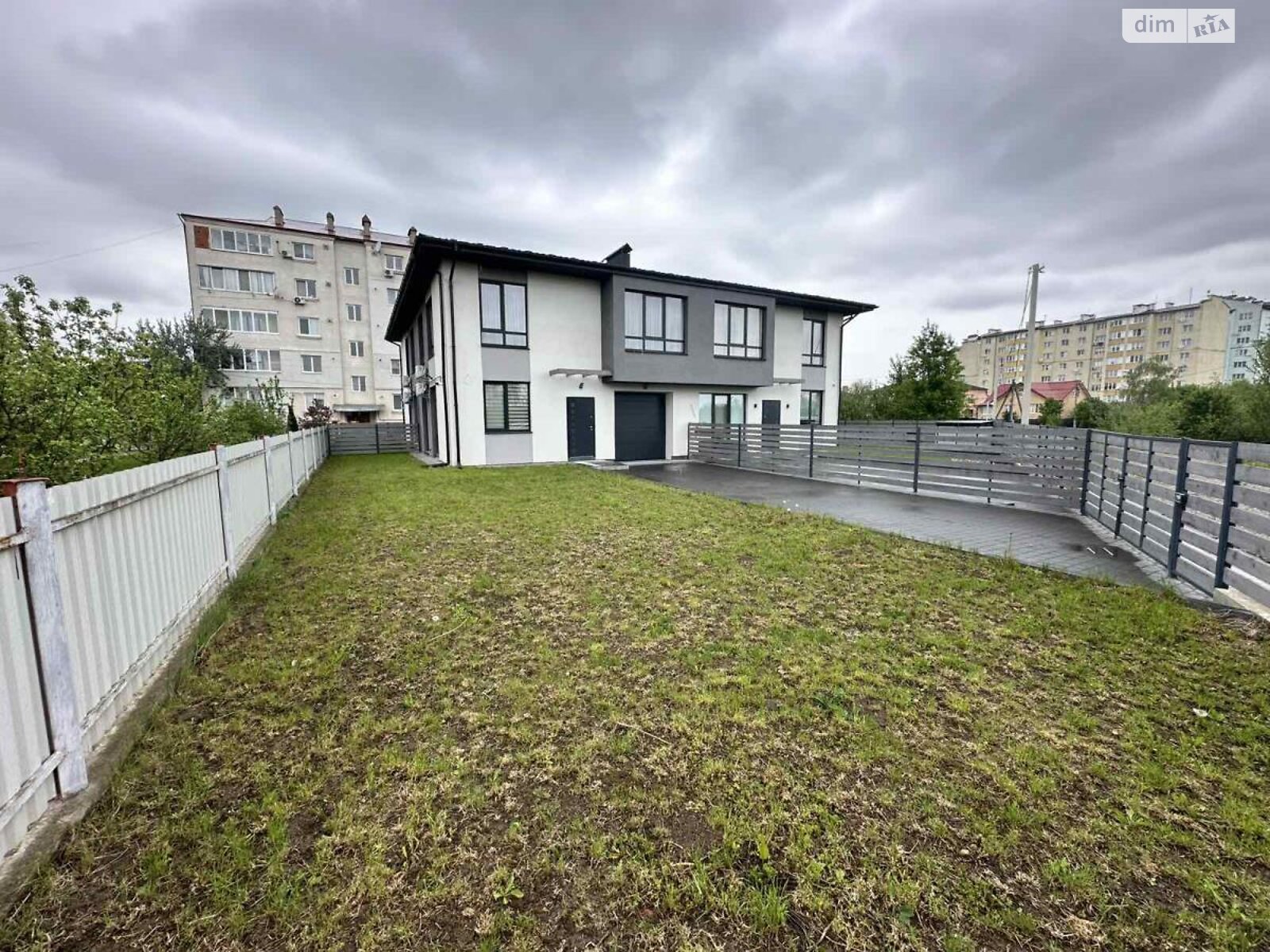 двухэтажный дуплекс, 122 кв. м, кирпич. Продажа в Криховцах фото 1 двухэтажный дуплекс, 122 кв. м, кирпич. Продажа в Криховцах фото 1
