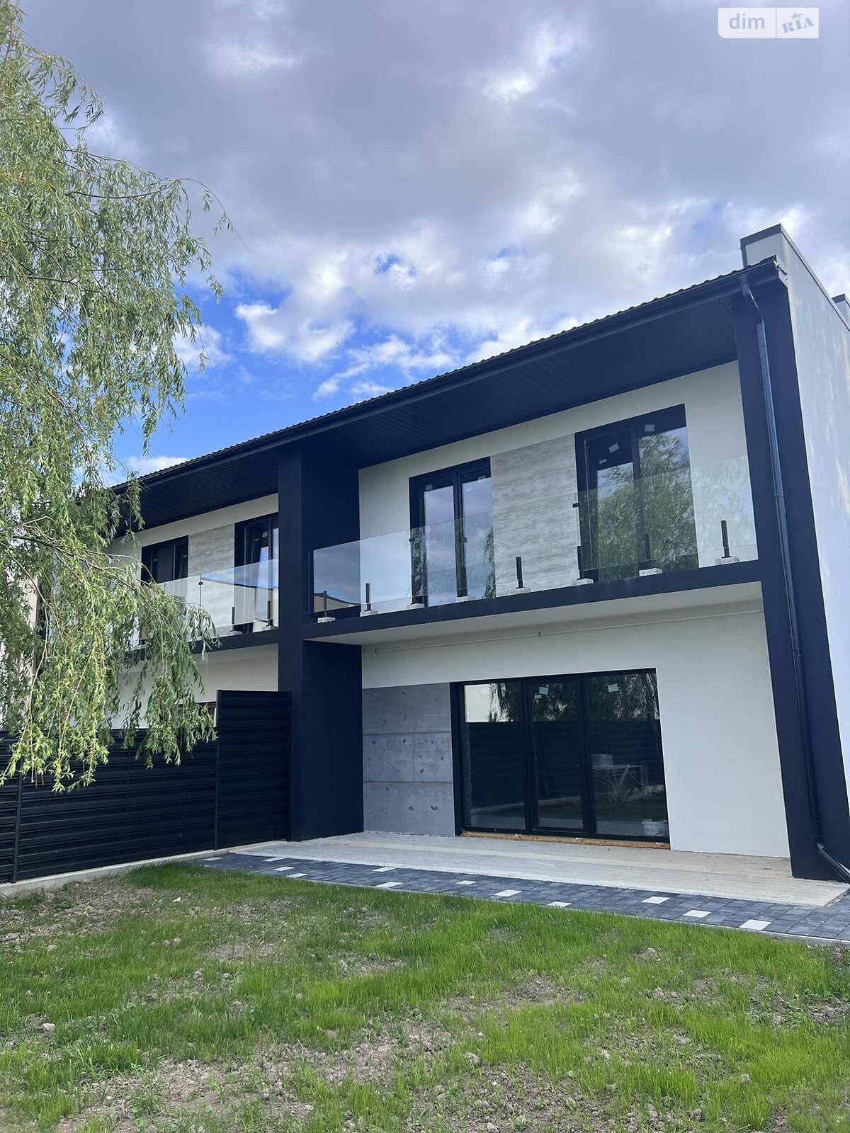 двухэтажный дуплекс, 135 кв. м, кирпич. Продажа в Криховцах фото 1 двухэтажный дуплекс, 135 кв. м, кирпич. Продажа в Криховцах фото 1