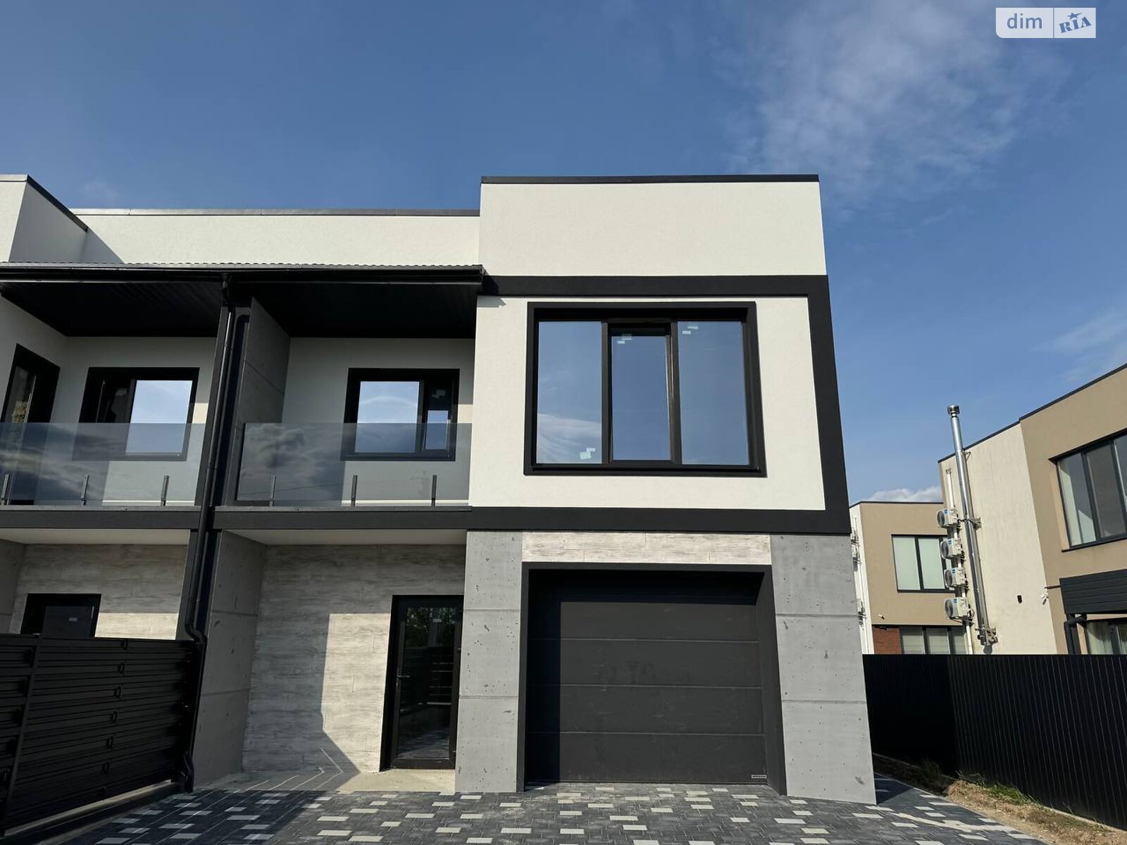 двоповерховий дуплекс, 135 кв. м, цегла. Продаж у Крихівцях фото 1 двоповерховий дуплекс, 135 кв. м, цегла. Продаж у Крихівцях фото 1