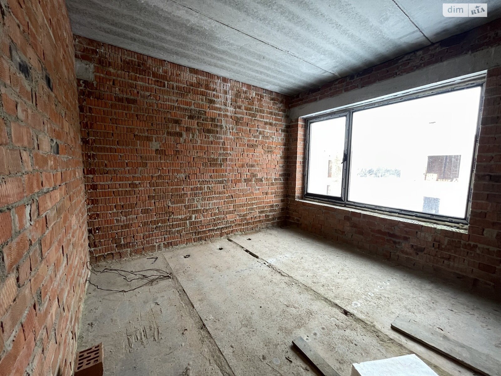 двухэтажный дуплекс, 135 кв. м, кирпич. Продажа в Криховцах фото 1