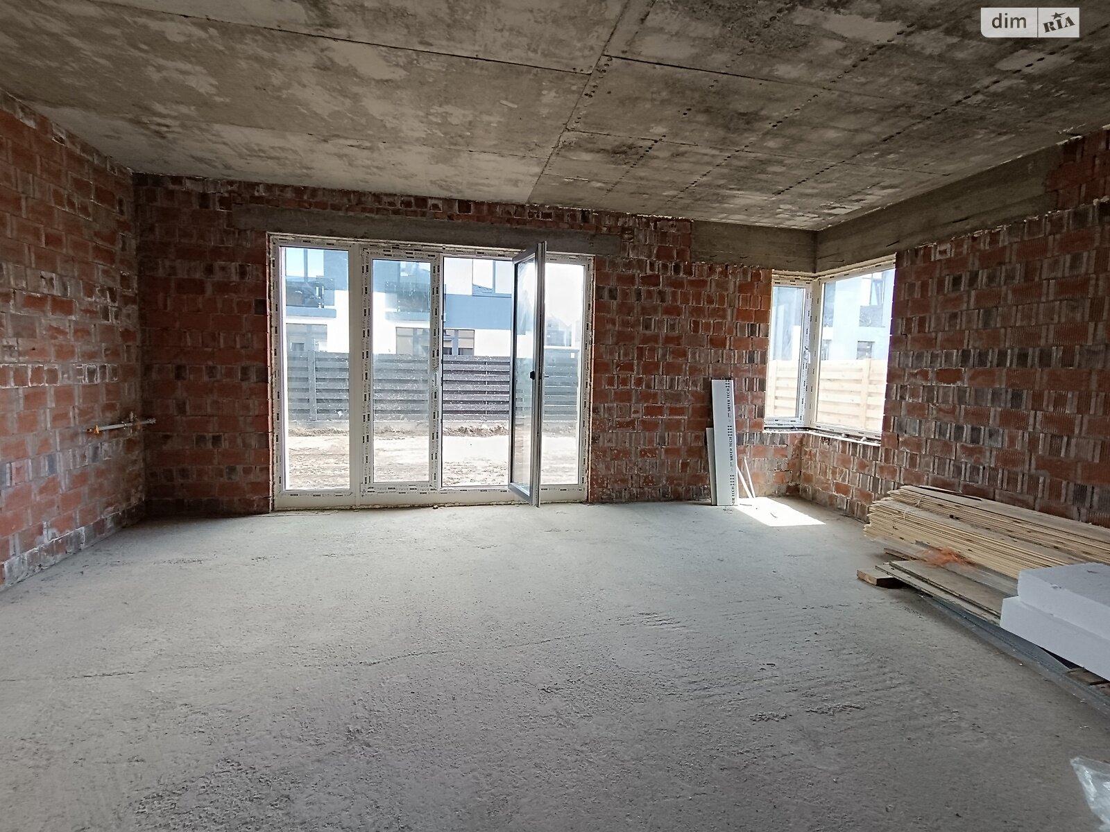 двоповерховий дуплекс, 129 кв. м, кирпич. Продаж у Крюківщині фото 1 двоповерховий дуплекс, 129 кв. м, кирпич. Продаж у Крюківщині фото 1