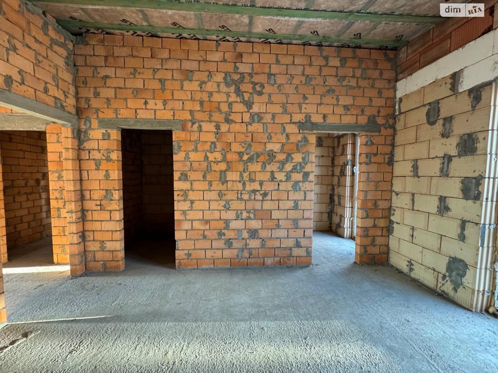 двоповерховий дуплекс, 110 кв. м, кирпич. Продаж у Крюківщині фото 1 двоповерховий дуплекс, 110 кв. м, кирпич. Продаж у Крюківщині фото 1