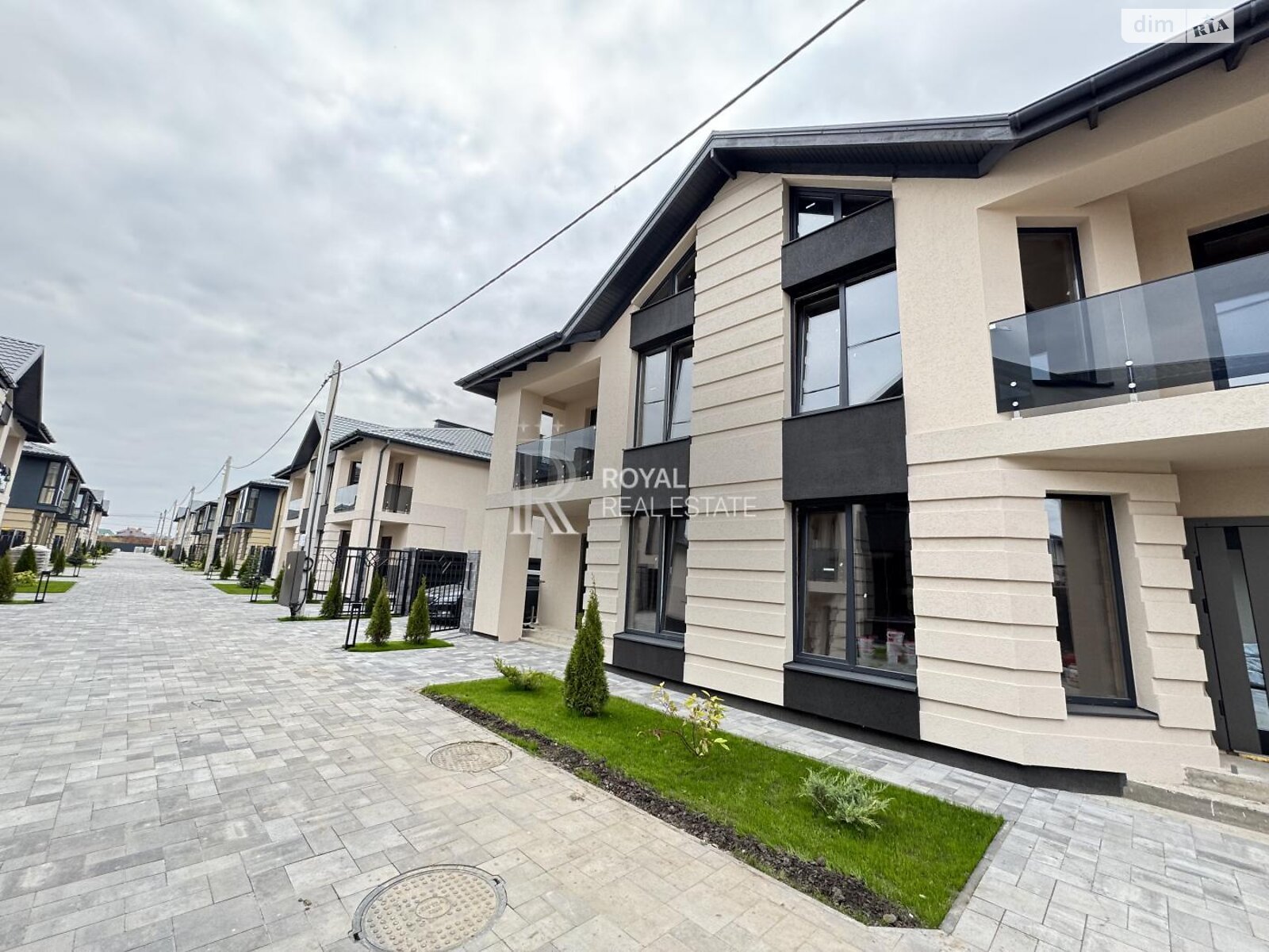 двухэтажный дуплекс, 125 кв. м, кирпич. Продажа в Крюковщине район Новое строение фото 1