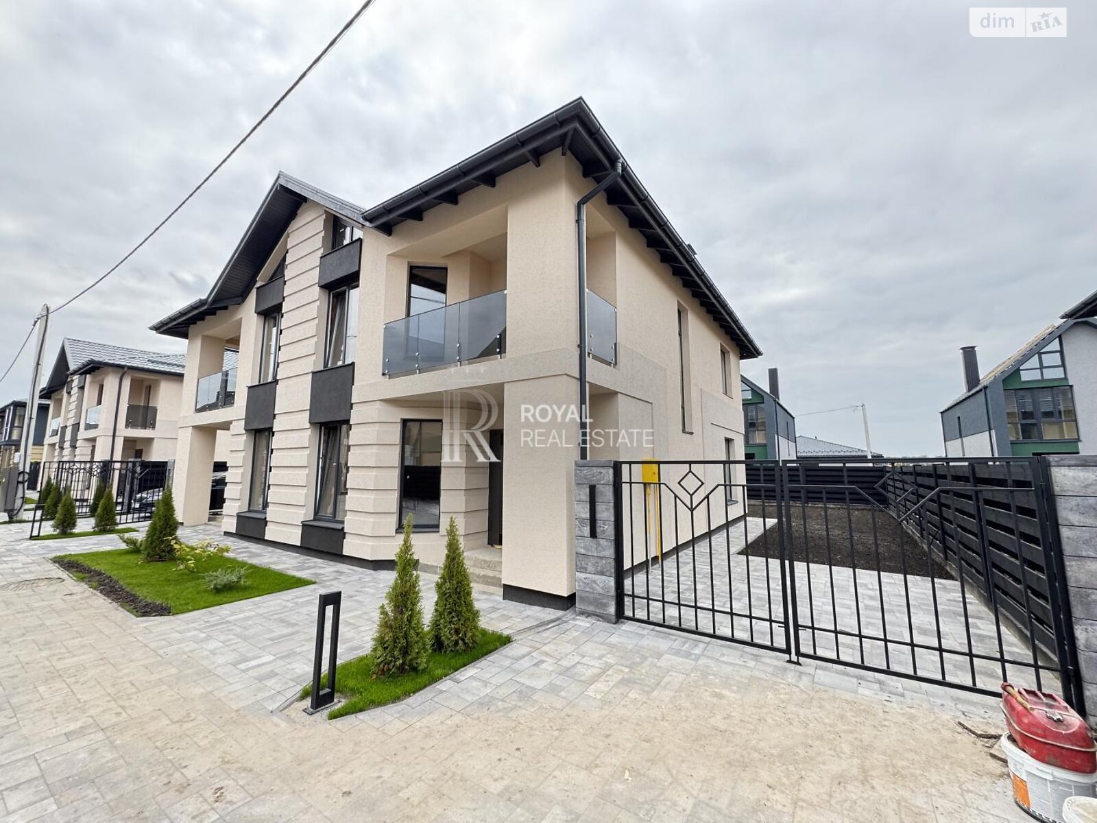 двухэтажный дуплекс, 125 кв. м, кирпич. Продажа в Крюковщине район Новое строение фото 1