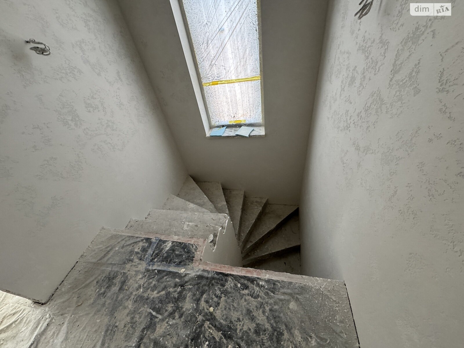 двоповерховий дуплекс, 120 кв. м, керамічна цегла. Продаж у Крюківщині фото 1 двоповерховий дуплекс, 120 кв. м, керамічна цегла. Продаж у Крюківщині фото 1