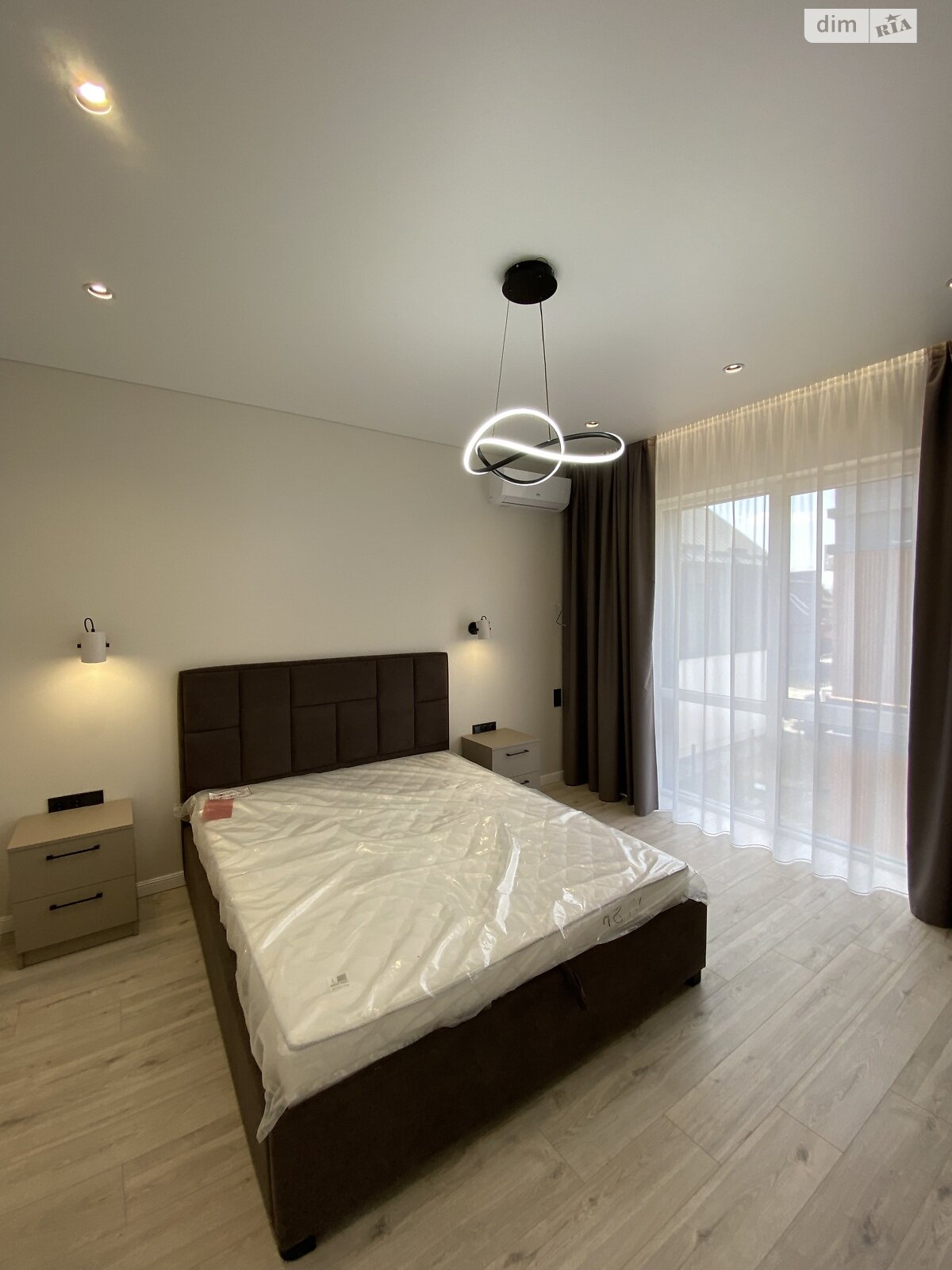 двоповерховий дуплекс, 118 кв. м, кирпич. Продаж у Крюківщині фото 1 двоповерховий дуплекс, 118 кв. м, кирпич. Продаж у Крюківщині фото 1