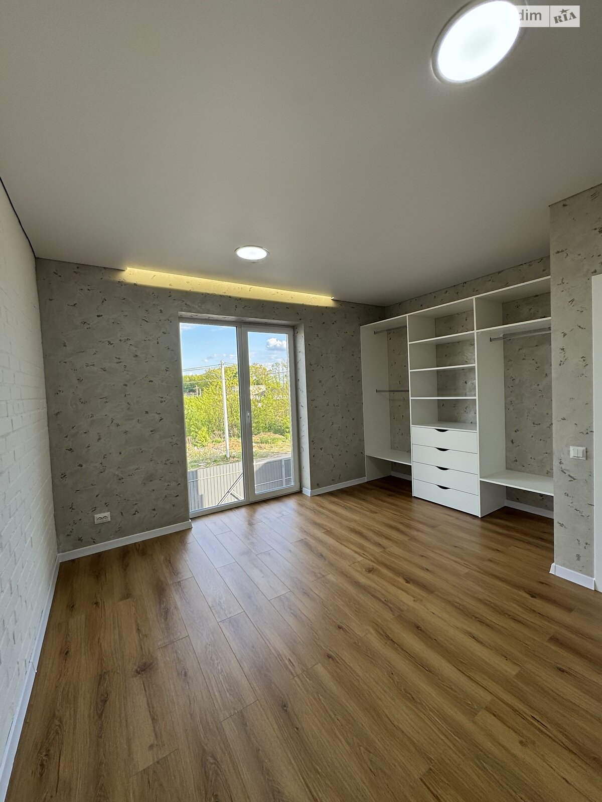 двухэтажный дуплекс, 110 кв. м, кирпич. Продажа в Крюковщине фото 1 двухэтажный дуплекс, 110 кв. м, кирпич. Продажа в Крюковщине фото 1
