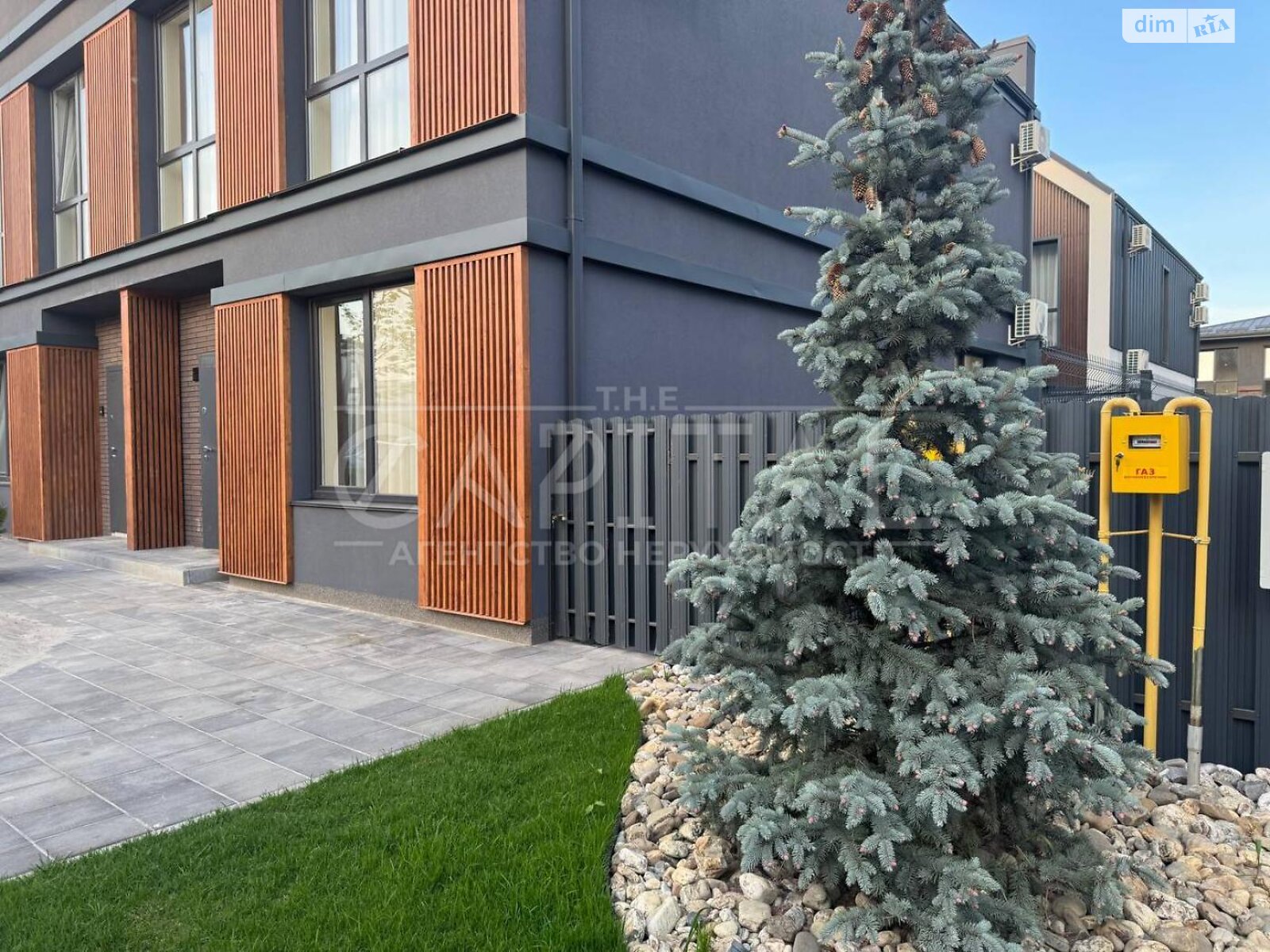 двоповерховий дуплекс, 110 кв. м, цегла. Продаж у Крюківщині фото 1 двоповерховий дуплекс, 110 кв. м, цегла. Продаж у Крюківщині фото 1