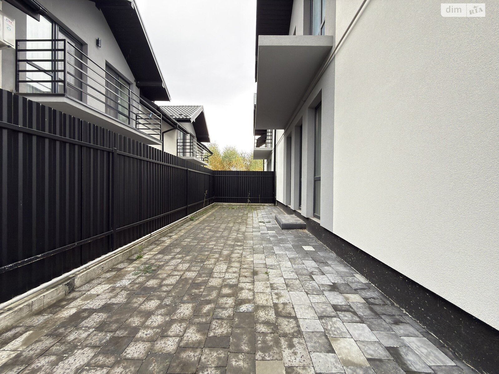 двоповерховий дуплекс, 144 кв. м, кирпич. Продаж у Лапаївці фото 1 двоповерховий дуплекс, 144 кв. м, кирпич. Продаж у Лапаївці фото 1