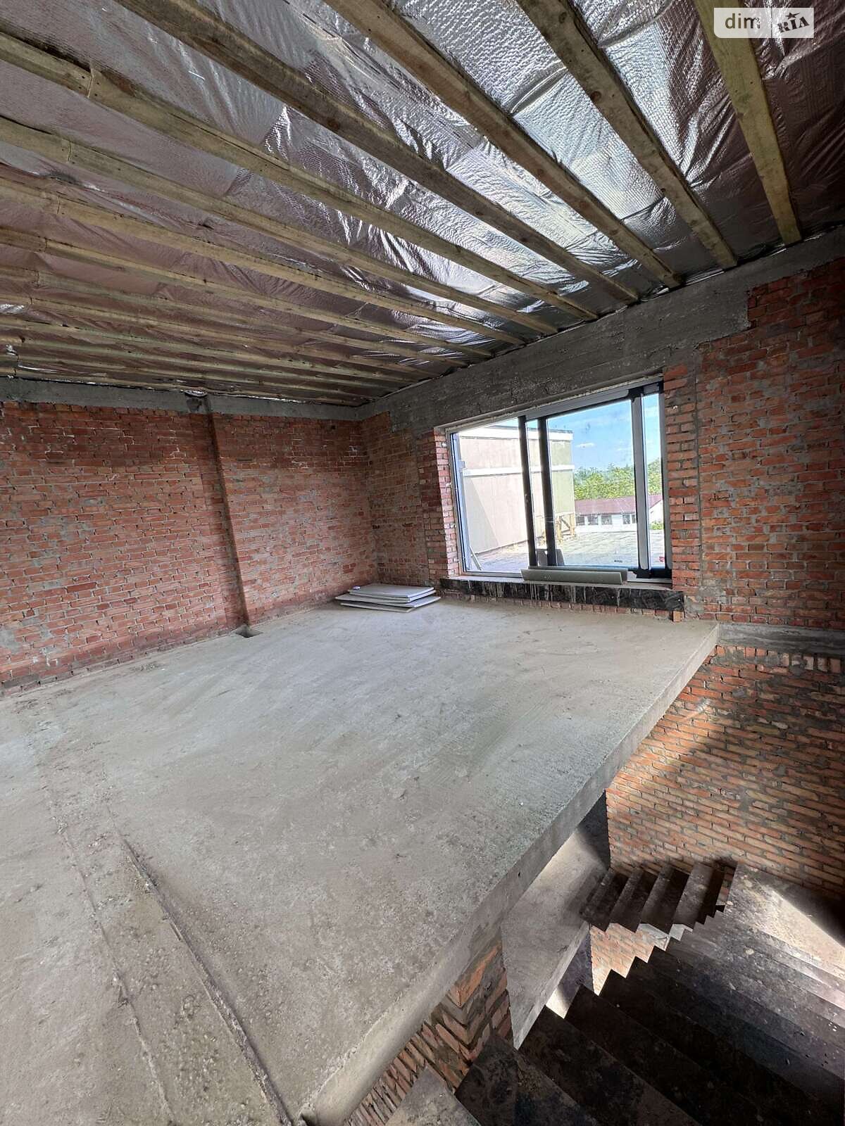 двухэтажный дуплекс, 270 кв. м, кирпич. Продажа в Лесниках фото 1
