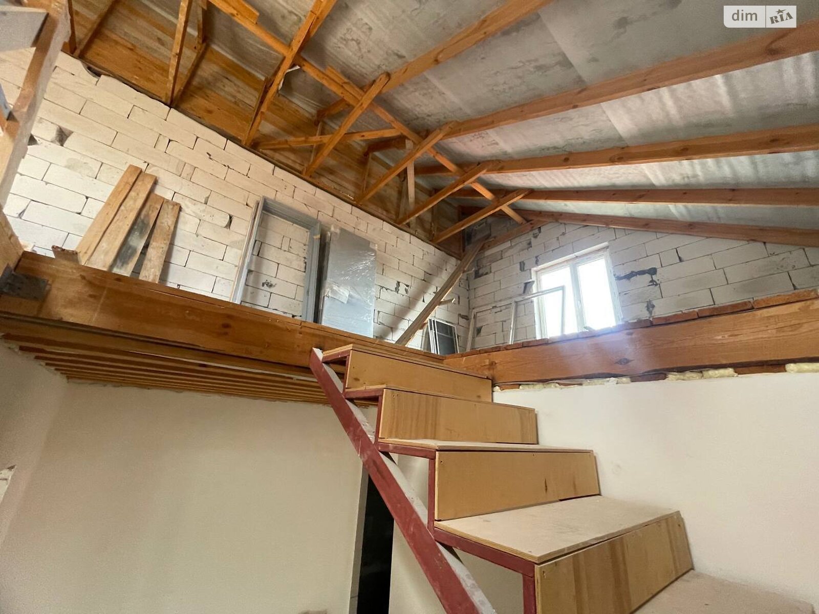 трехэтажный дуплекс, 130 кв. м, газобетон. Продажа в Лиманке фото 1 трехэтажный дуплекс, 130 кв. м, газобетон. Продажа в Лиманке фото 1