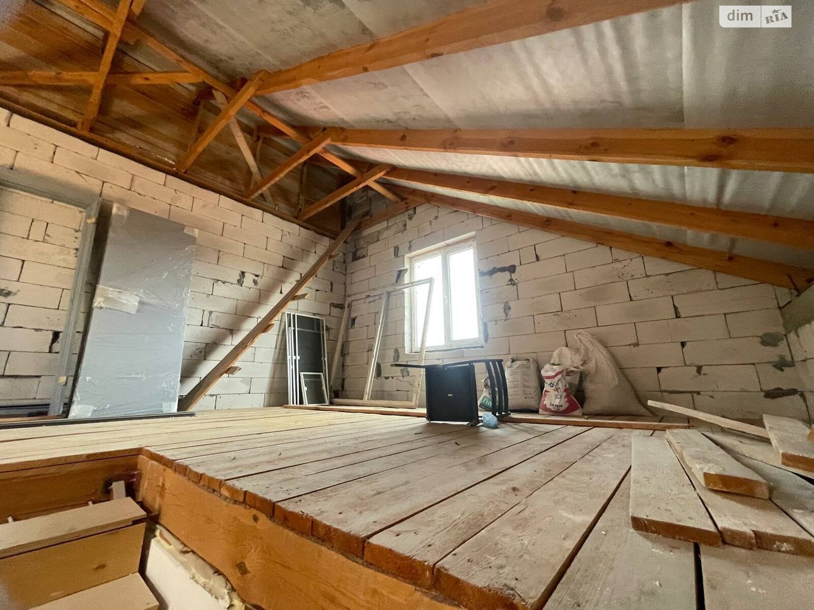 трехэтажный дуплекс, 130 кв. м, газобетон. Продажа в Лиманке фото 1 трехэтажный дуплекс, 130 кв. м, газобетон. Продажа в Лиманке фото 1