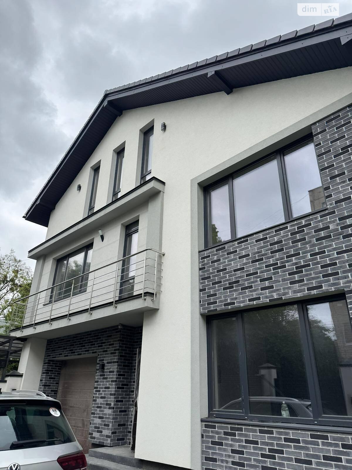 триповерховий дуплекс, 256 кв. м, цегла. Продаж в Львові, район Сигнівка фото 1 триповерховий дуплекс, 256 кв. м, цегла. Продаж в Львові, район Сигнівка фото 1