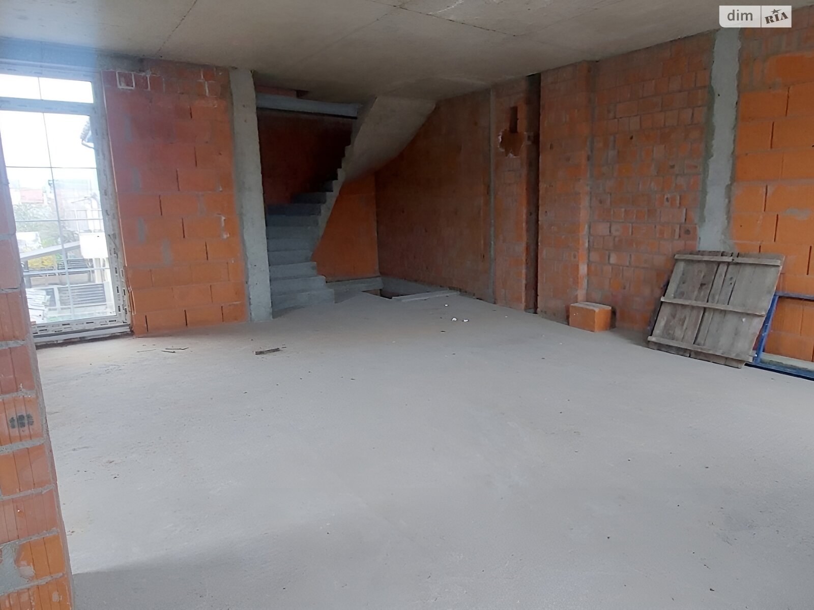 трехэтажный дуплекс, 222 кв. м, кирпич. Продажа в Львове район Сигновка фото 1 трехэтажный дуплекс, 222 кв. м, кирпич. Продажа в Львове район Сигновка фото 1