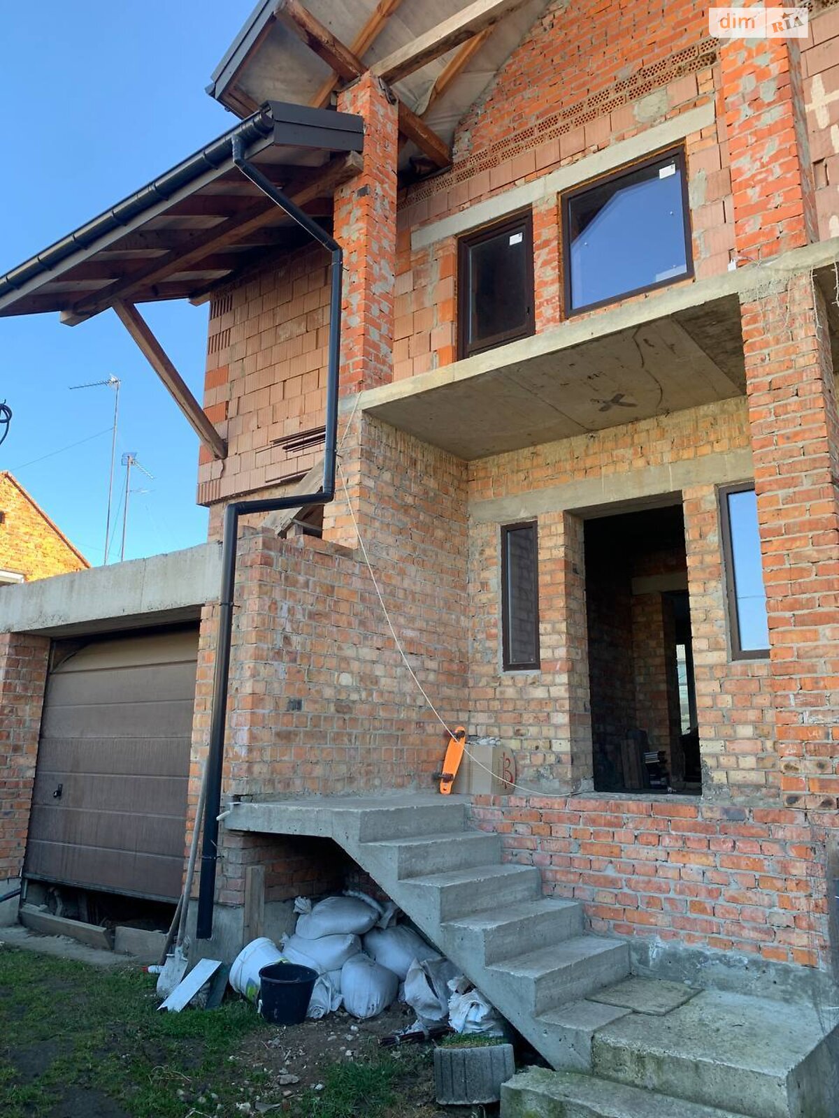 четырехэтажный дуплекс, 195 кв. м, кирпич. Продажа в Львове район Зализнычный фото 1 четырехэтажный дуплекс, 195 кв. м, кирпич. Продажа в Львове район Зализнычный фото 1