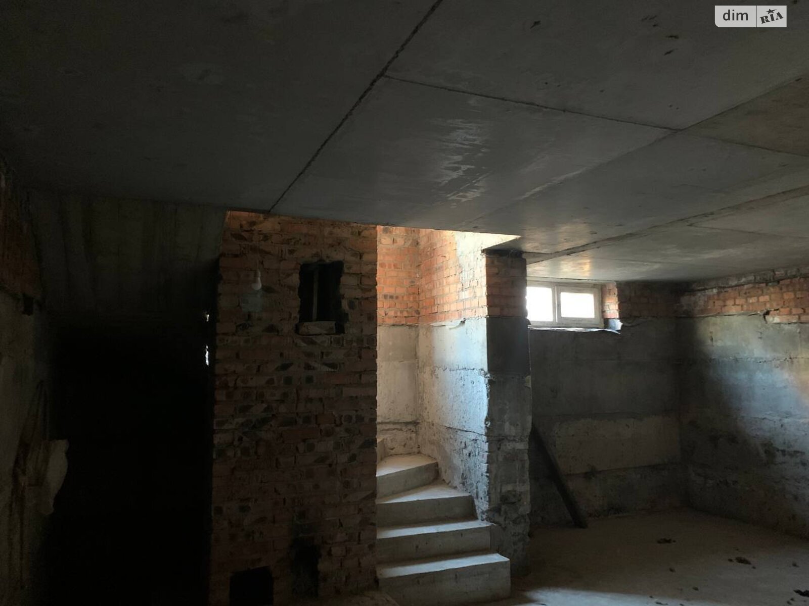 четырехэтажный дуплекс, 195 кв. м, кирпич. Продажа в Львове район Зализнычный фото 1 четырехэтажный дуплекс, 195 кв. м, кирпич. Продажа в Львове район Зализнычный фото 1