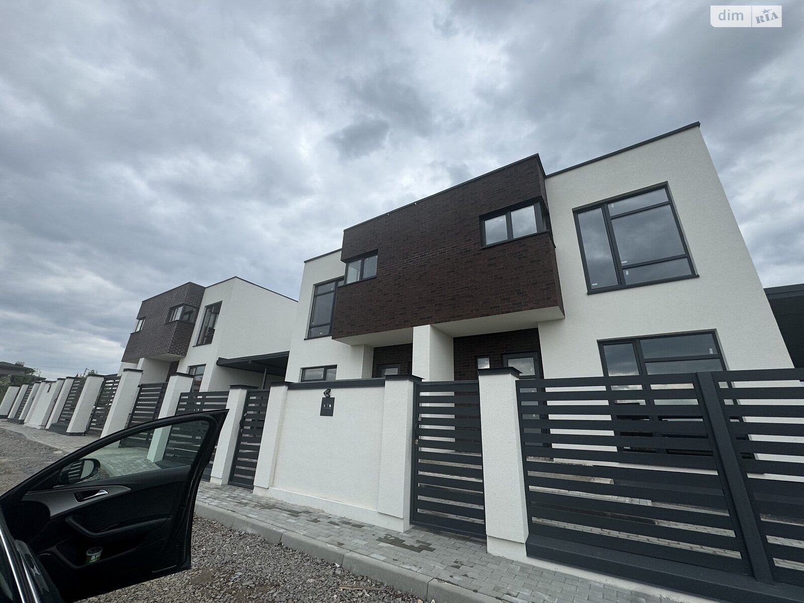 двоповерховий дуплекс, 107 кв. м, цегла. Продаж у Малечковичах фото 1 двоповерховий дуплекс, 107 кв. м, цегла. Продаж у Малечковичах фото 1