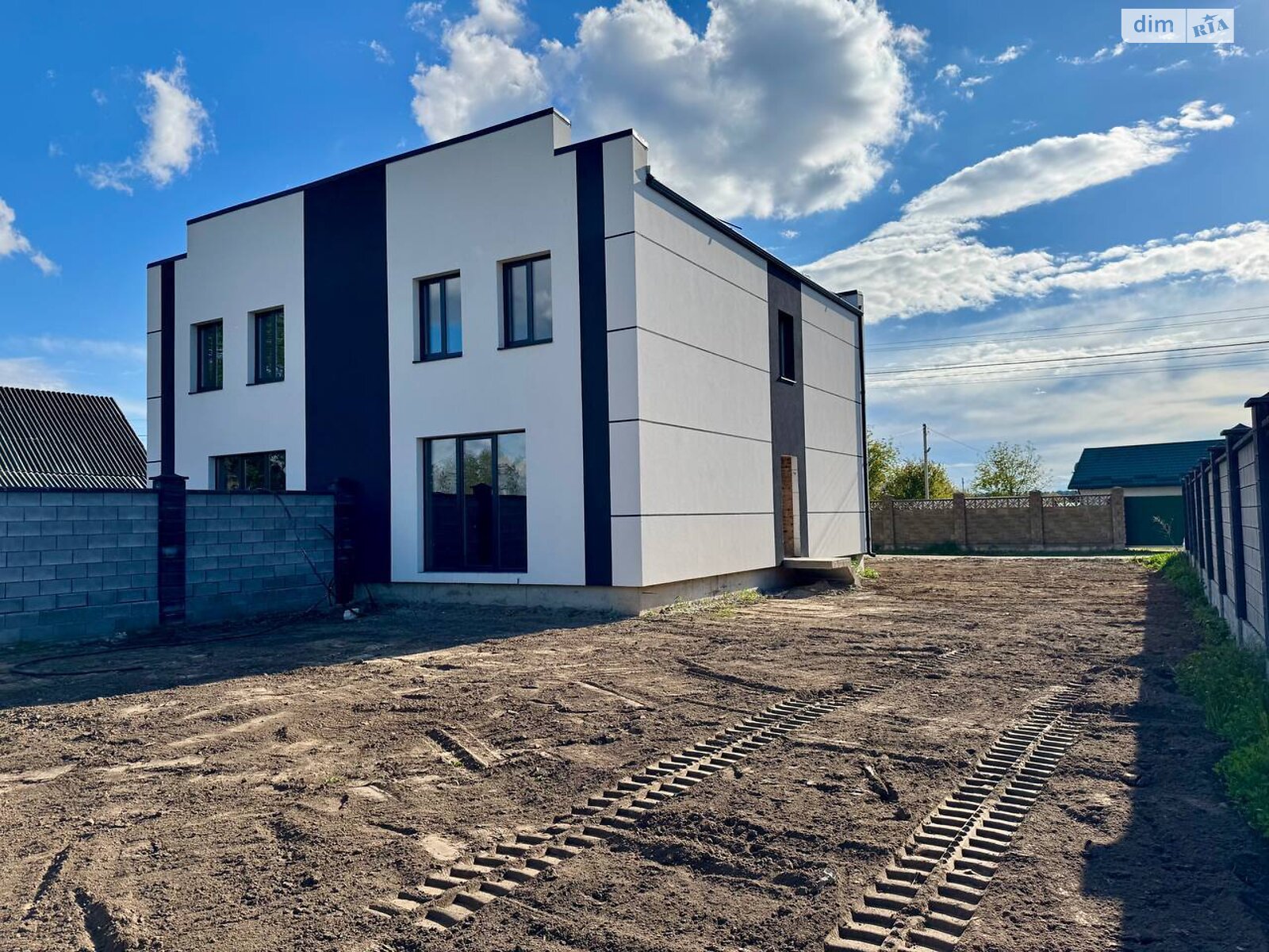 двоповерховий дуплекс, 117 кв. м, цегла. Продаж у Малому Олексині фото 1 двоповерховий дуплекс, 117 кв. м, цегла. Продаж у Малому Олексині фото 1