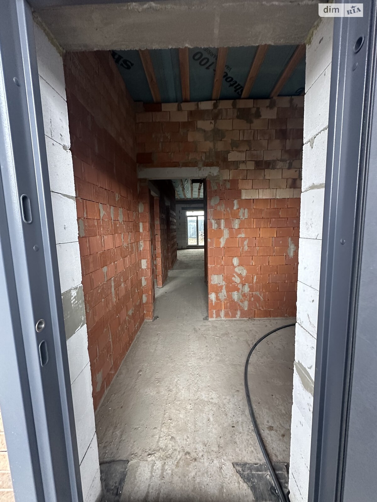 одноэтажный дуплекс, 79 кв. м, газобетон. Продажа в Михайловке-Рубежовке фото 1 одноэтажный дуплекс, 79 кв. м, газобетон. Продажа в Михайловке-Рубежовке фото 1