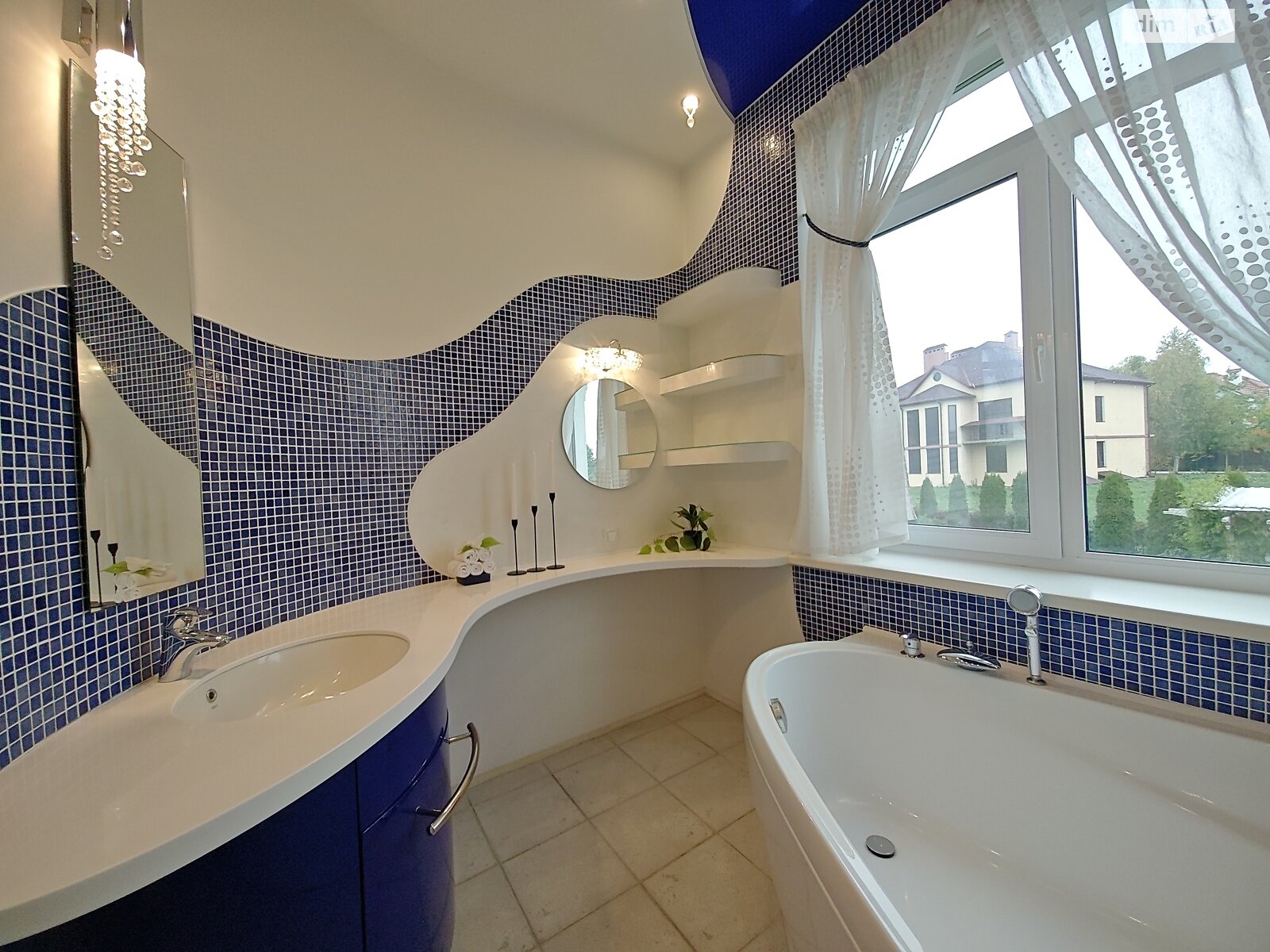 двухэтажный дуплекс, 265.2 кв. м, кирпич. Продажа в Михайловке-Рубежовке фото 1 двухэтажный дуплекс, 265.2 кв. м, кирпич. Продажа в Михайловке-Рубежовке фото 1