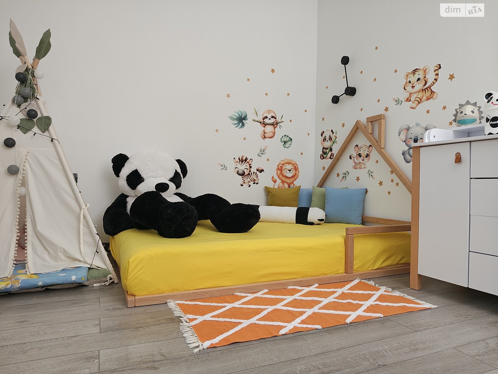 двухэтажный дуплекс, 265.2 кв. м, кирпич. Продажа в Михайловке-Рубежовке фото 1 двухэтажный дуплекс, 265.2 кв. м, кирпич. Продажа в Михайловке-Рубежовке фото 1