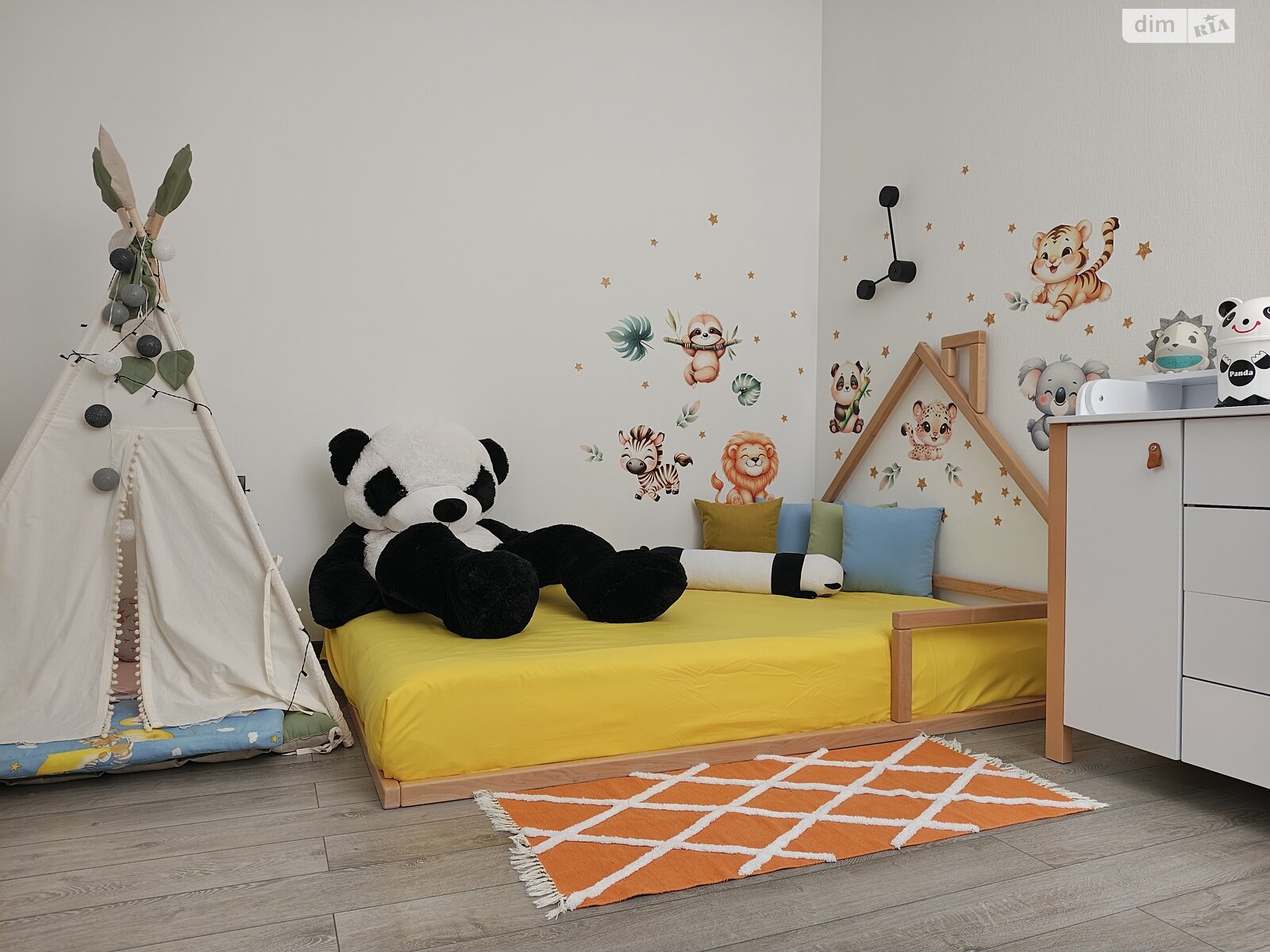 двухэтажный дуплекс, 265.2 кв. м, кирпич. Продажа в Михайловке-Рубежовке фото 1 двухэтажный дуплекс, 265.2 кв. м, кирпич. Продажа в Михайловке-Рубежовке фото 1