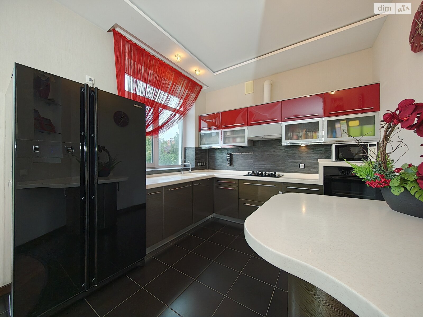 двухэтажный дуплекс, 265.2 кв. м, кирпич. Продажа в Михайловке-Рубежовке фото 1 двухэтажный дуплекс, 265.2 кв. м, кирпич. Продажа в Михайловке-Рубежовке фото 1