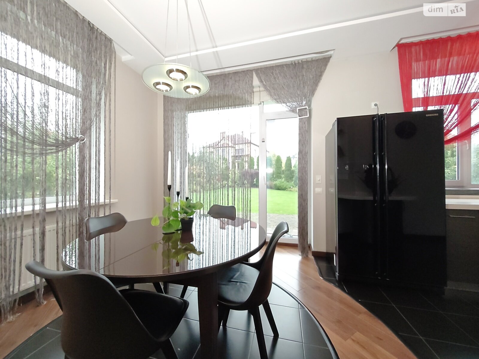 двухэтажный дуплекс, 265.2 кв. м, кирпич. Продажа в Михайловке-Рубежовке фото 1 двухэтажный дуплекс, 265.2 кв. м, кирпич. Продажа в Михайловке-Рубежовке фото 1