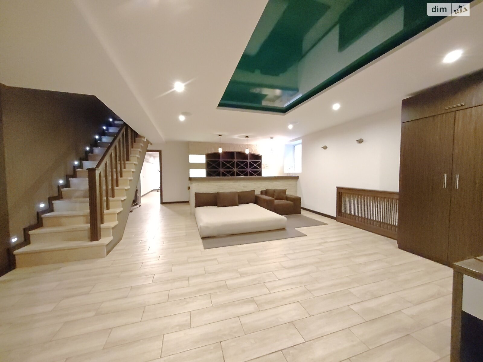 двухэтажный дуплекс, 265.2 кв. м, кирпич. Продажа в Михайловке-Рубежовке фото 1 двухэтажный дуплекс, 265.2 кв. м, кирпич. Продажа в Михайловке-Рубежовке фото 1