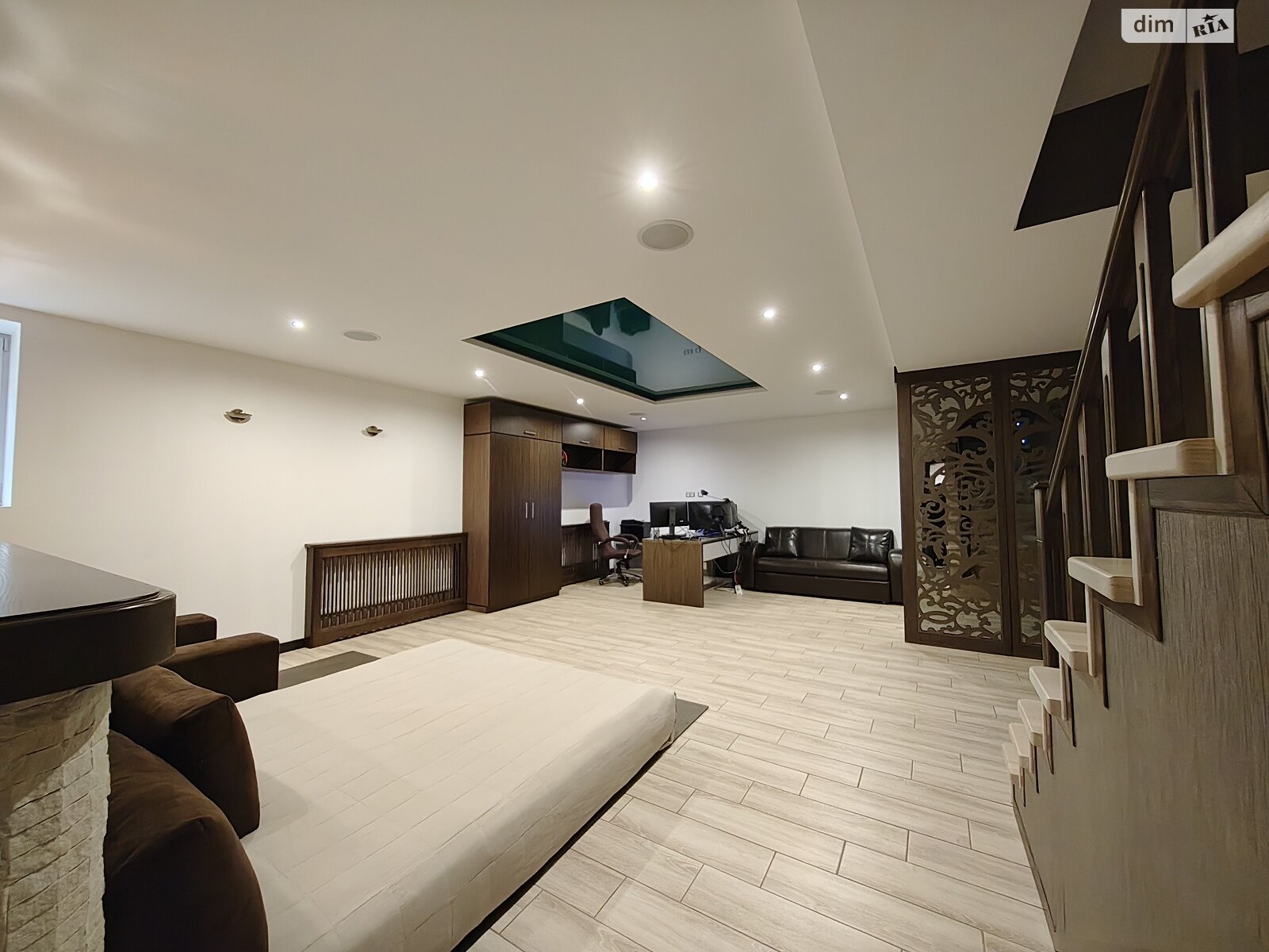 двухэтажный дуплекс, 265.2 кв. м, кирпич. Продажа в Михайловке-Рубежовке фото 1 двухэтажный дуплекс, 265.2 кв. м, кирпич. Продажа в Михайловке-Рубежовке фото 1