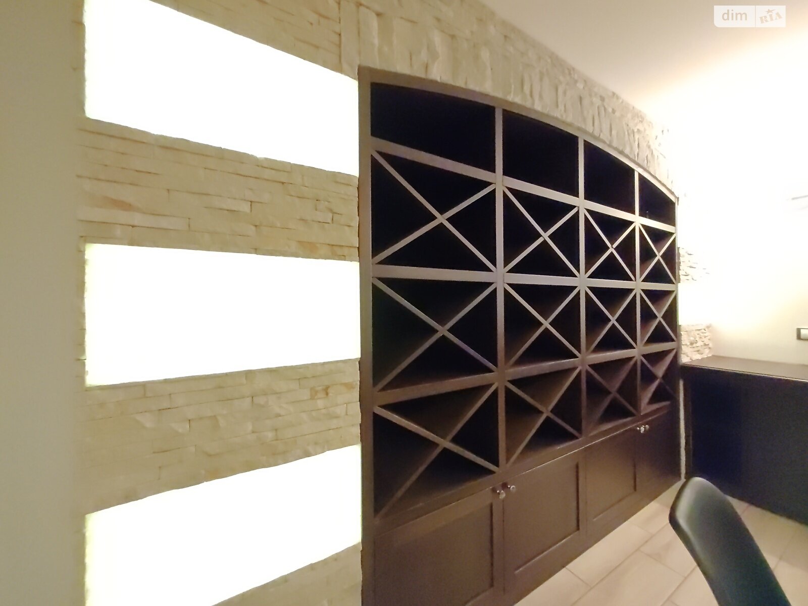 двухэтажный дуплекс, 265.2 кв. м, кирпич. Продажа в Михайловке-Рубежовке фото 1 двухэтажный дуплекс, 265.2 кв. м, кирпич. Продажа в Михайловке-Рубежовке фото 1