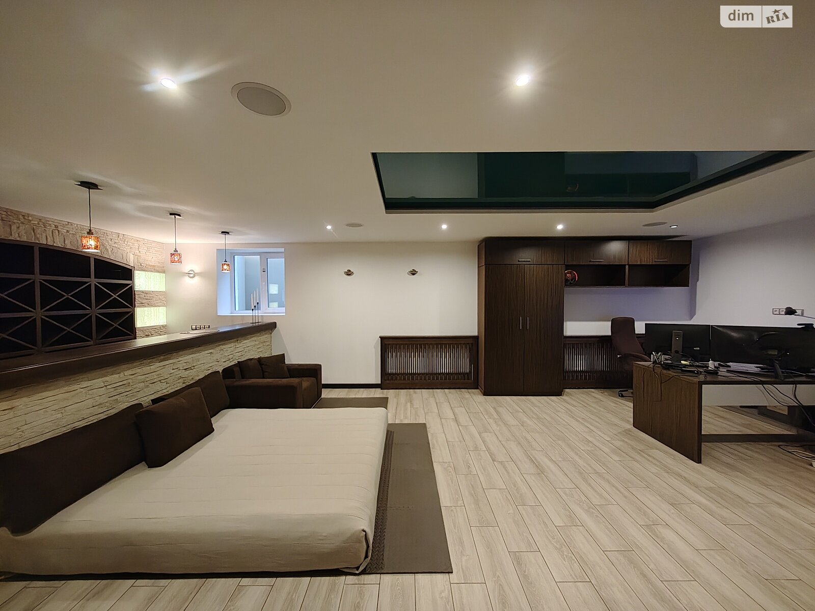 двухэтажный дуплекс, 265.2 кв. м, кирпич. Продажа в Михайловке-Рубежовке фото 1 двухэтажный дуплекс, 265.2 кв. м, кирпич. Продажа в Михайловке-Рубежовке фото 1