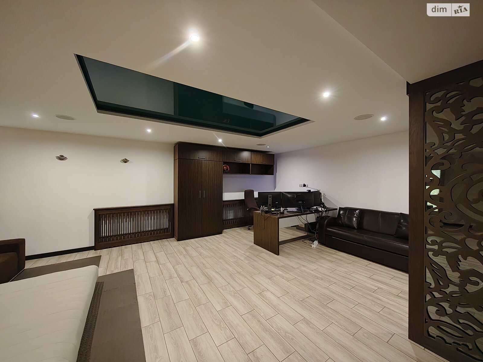 двухэтажный дуплекс, 265.2 кв. м, кирпич. Продажа в Михайловке-Рубежовке фото 1 двухэтажный дуплекс, 265.2 кв. м, кирпич. Продажа в Михайловке-Рубежовке фото 1