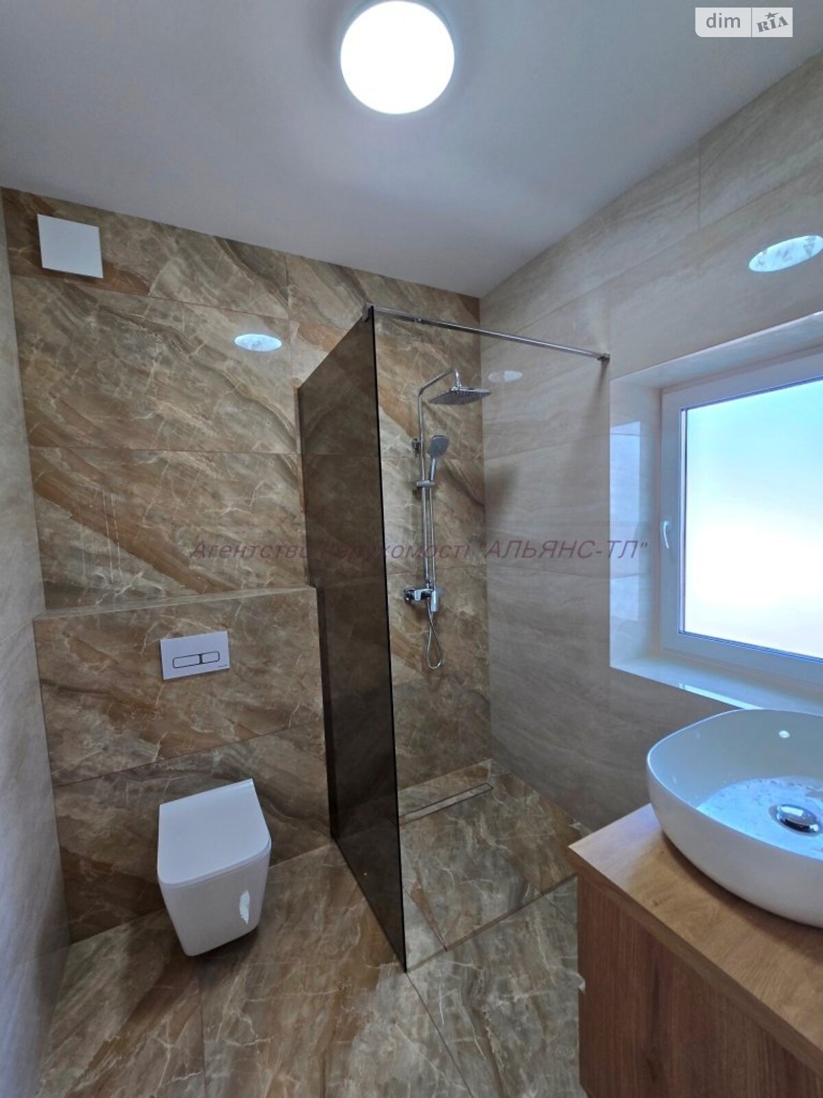 двухэтажный дуплекс, 135 кв. м, кирпич. Продажа в Минае фото 1 двухэтажный дуплекс, 135 кв. м, кирпич. Продажа в Минае фото 1