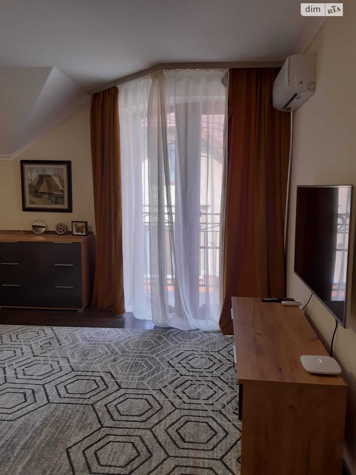 двухэтажный дуплекс, 124.2 кв. м, кирпич. Продажа в Мукачеве район Центр фото 1 двухэтажный дуплекс, 124.2 кв. м, кирпич. Продажа в Мукачеве район Центр фото 1