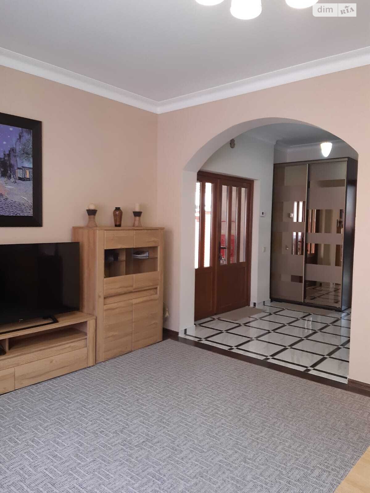 двухэтажный дуплекс, 124.2 кв. м, кирпич. Продажа в Мукачеве район Центр фото 1 двухэтажный дуплекс, 124.2 кв. м, кирпич. Продажа в Мукачеве район Центр фото 1