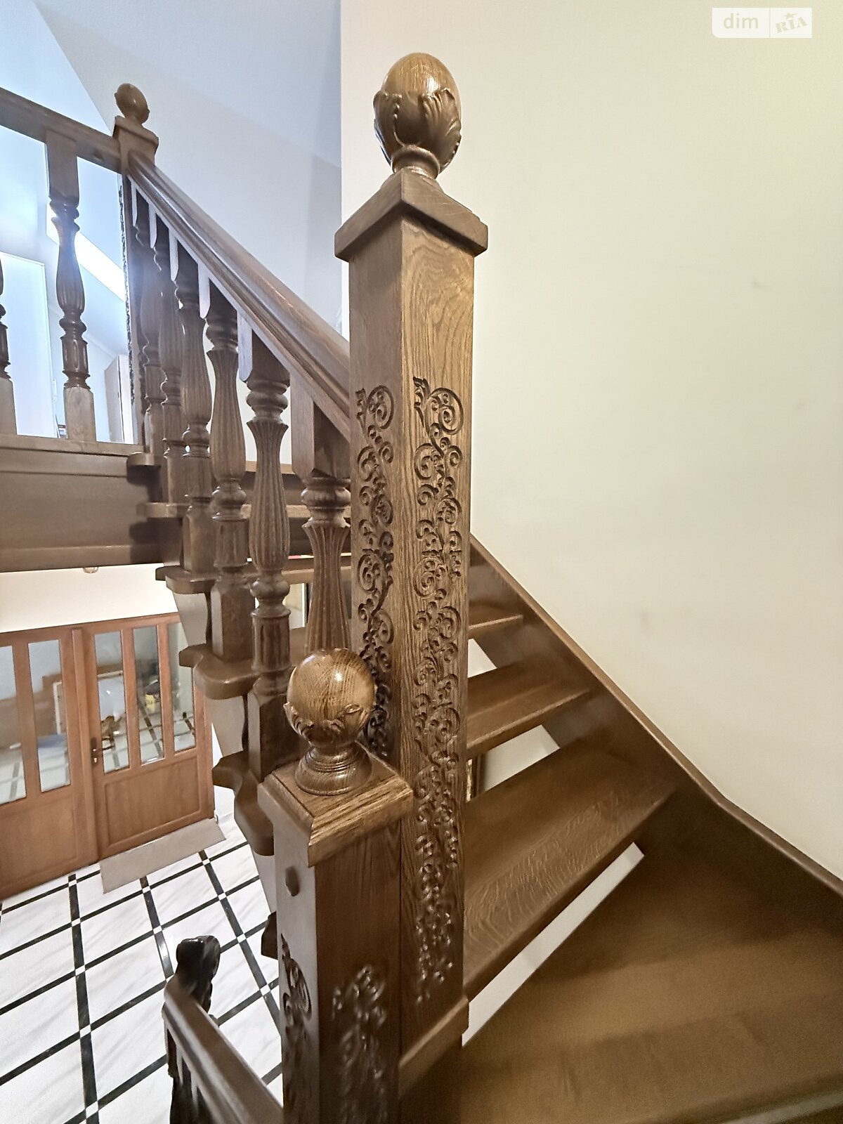 двоповерховий дуплекс, 124.2 кв. м, цегла. Продаж в Мукачеві, район Центр фото 1 двоповерховий дуплекс, 124.2 кв. м, цегла. Продаж в Мукачеві, район Центр фото 1
